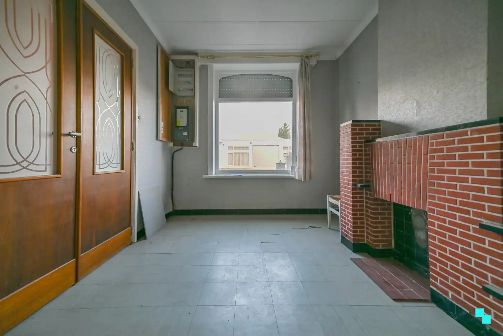 Verder op te frissen woning nabij centrum Izegem foto 4