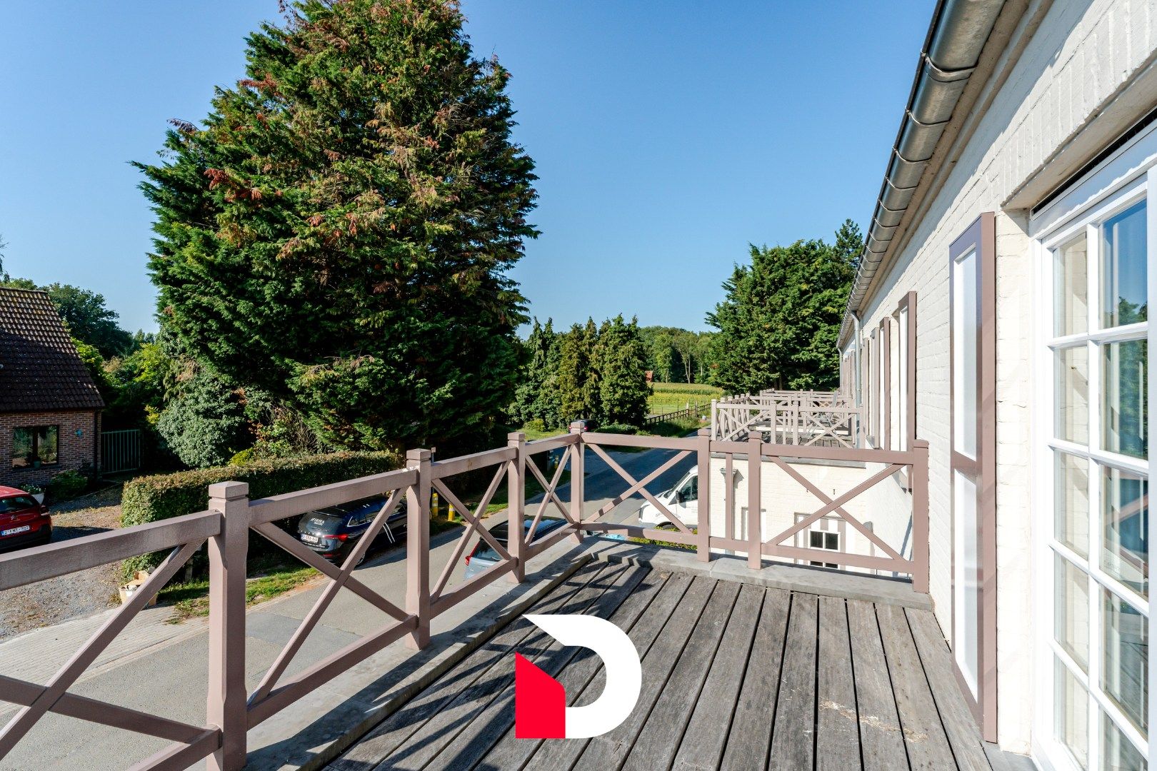 Charmante halfopen en instapklare woning in centrum Moerkerke foto 15