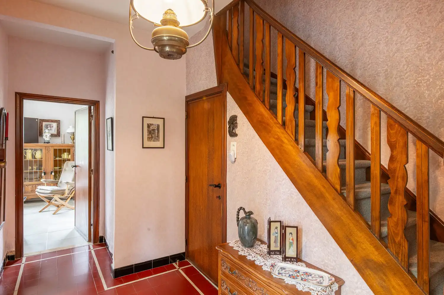 KARAKTERVOLLE WONING MET 5 SLAAPKAMERS OP 9,6 ARE OP UITSTEKENDE LOCATIE foto 4