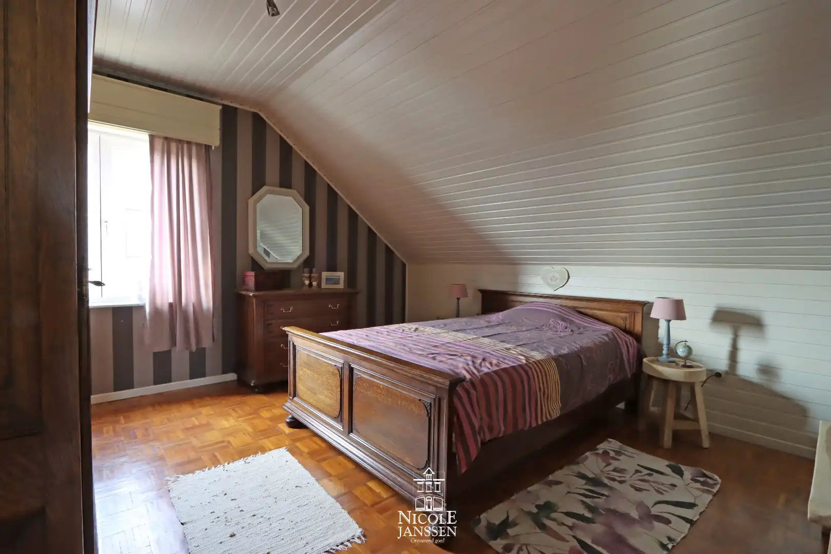 Mooi, verzorgd vrijstaand huis met drie slaapkamers  foto 20