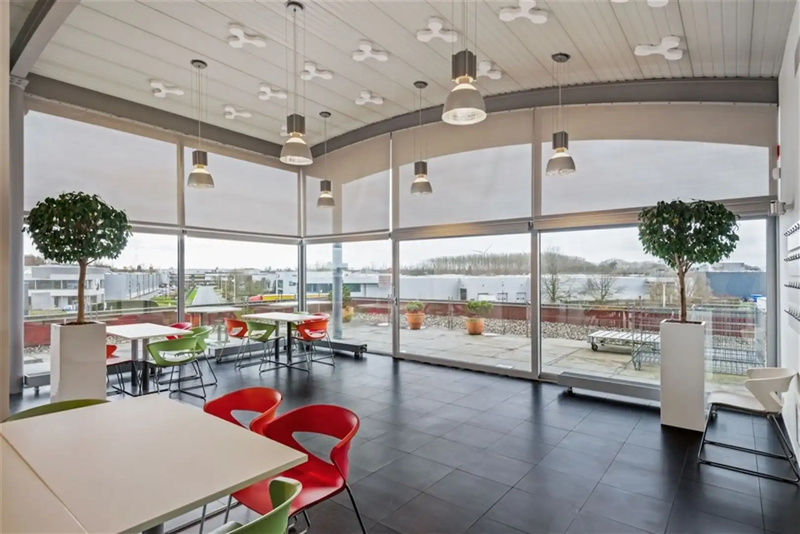 Polyvalent bedrijfsgebouw in Aartselaar foto 6