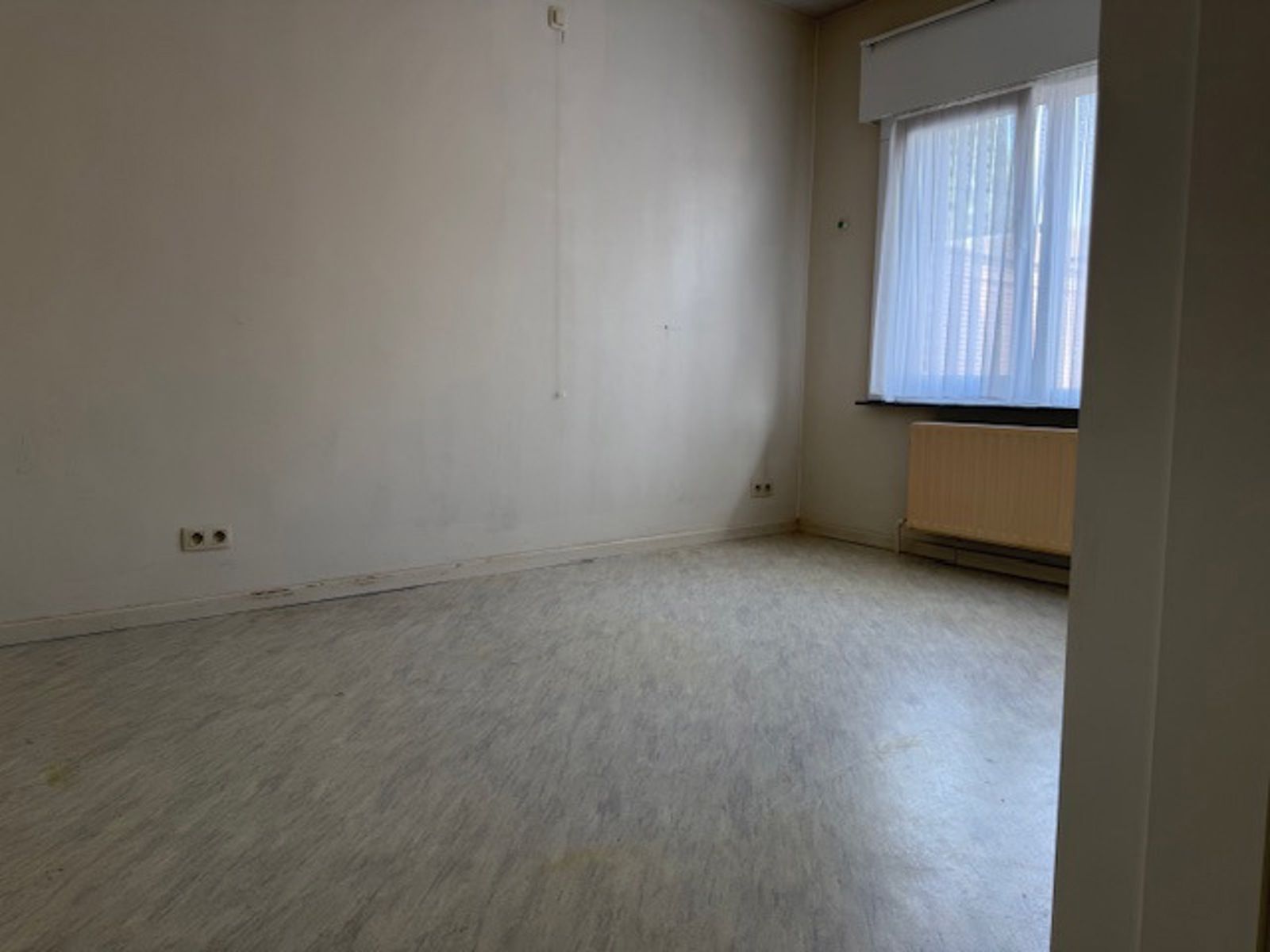 Te huur: zeer ruim appartement aan de rand van centrum Aalst  foto 18