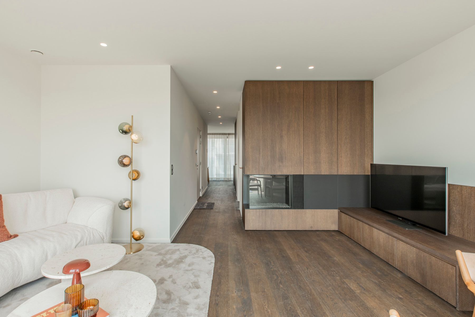 Nieuwbouw duplex penthouse met 2 zonneterrassen in hartje Zoute. foto 5