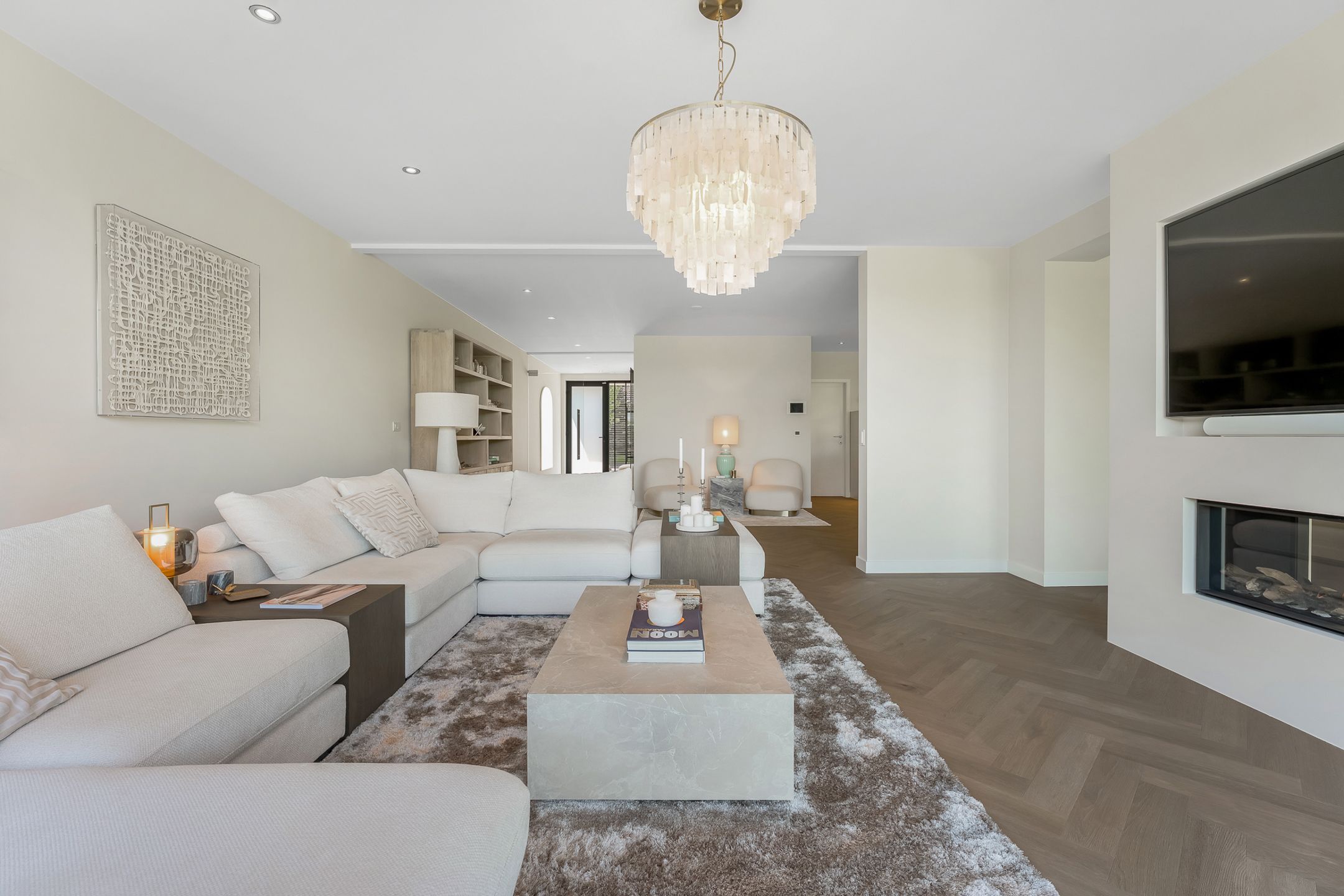 Moderne villa op royaal perceel van 11a19ca foto 7