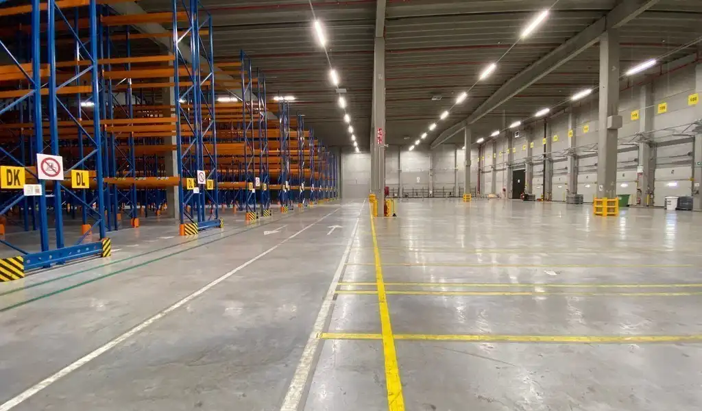 Logistieke loods te huur in Willebroek foto 4