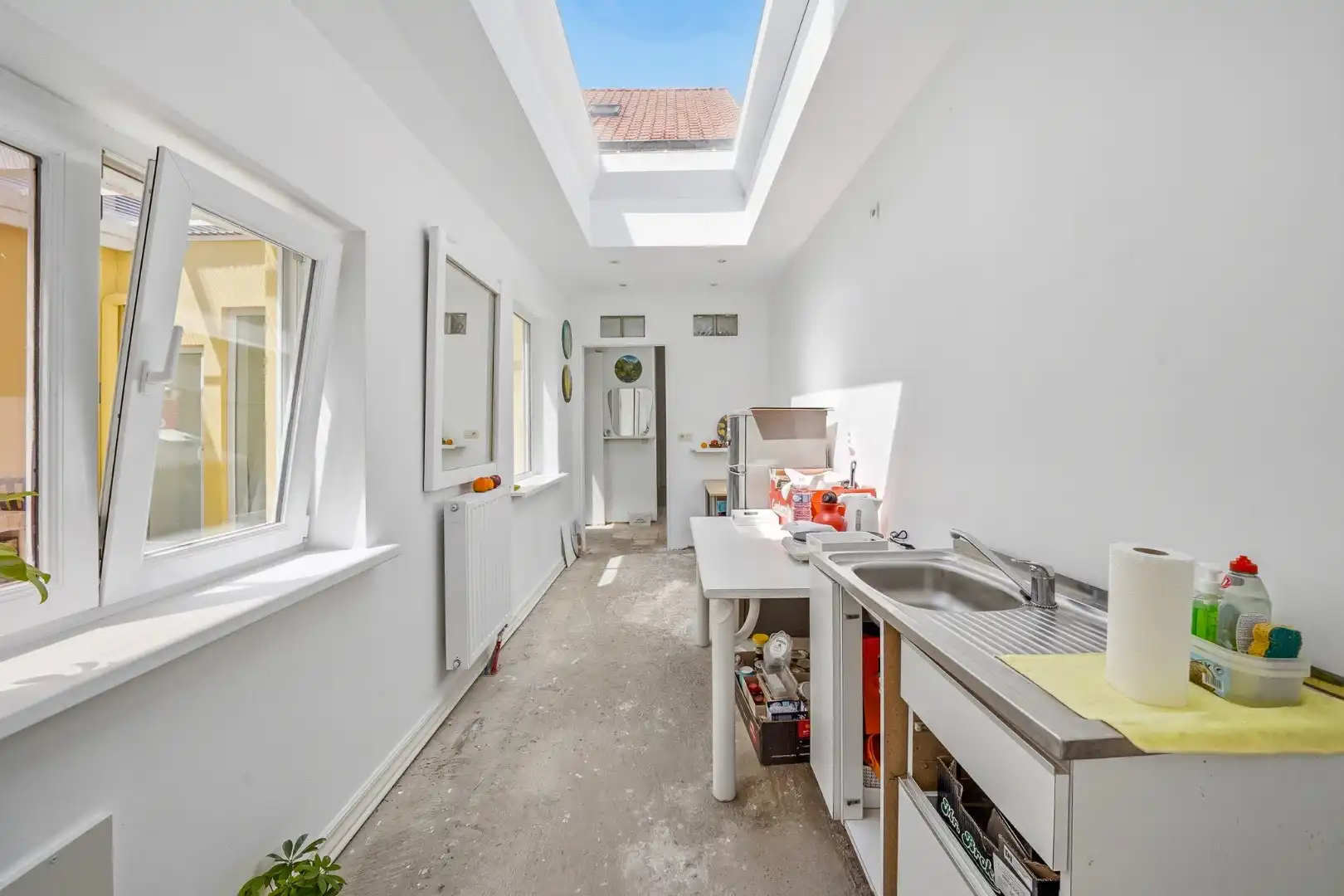 Verder af te werken woning in centrum Oudenburg foto 6