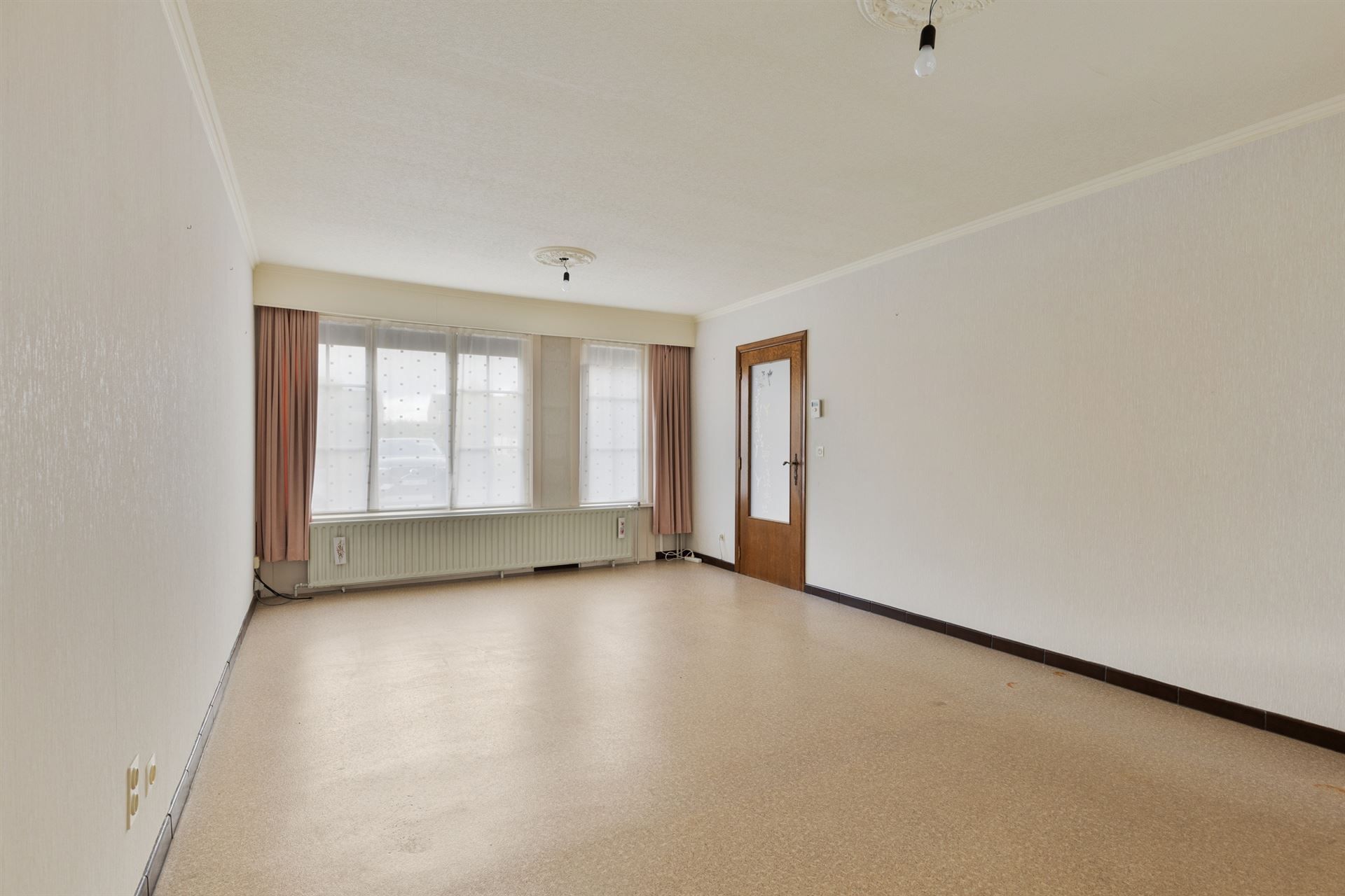 Instapklare woning met 3 slaapkamers en tuintje foto 14