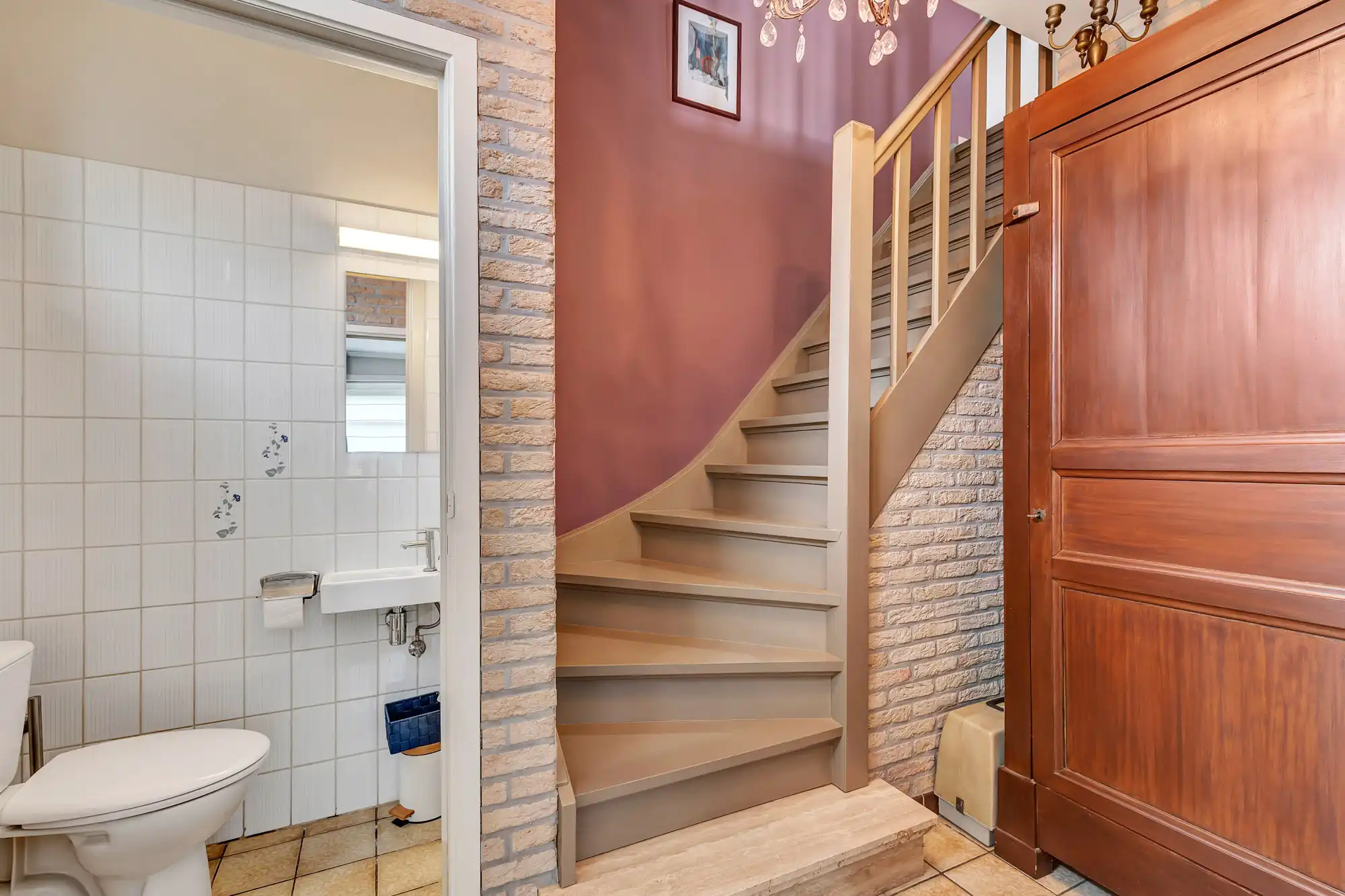 Rustig gelegen open bebouwing met ruime tuin foto 2