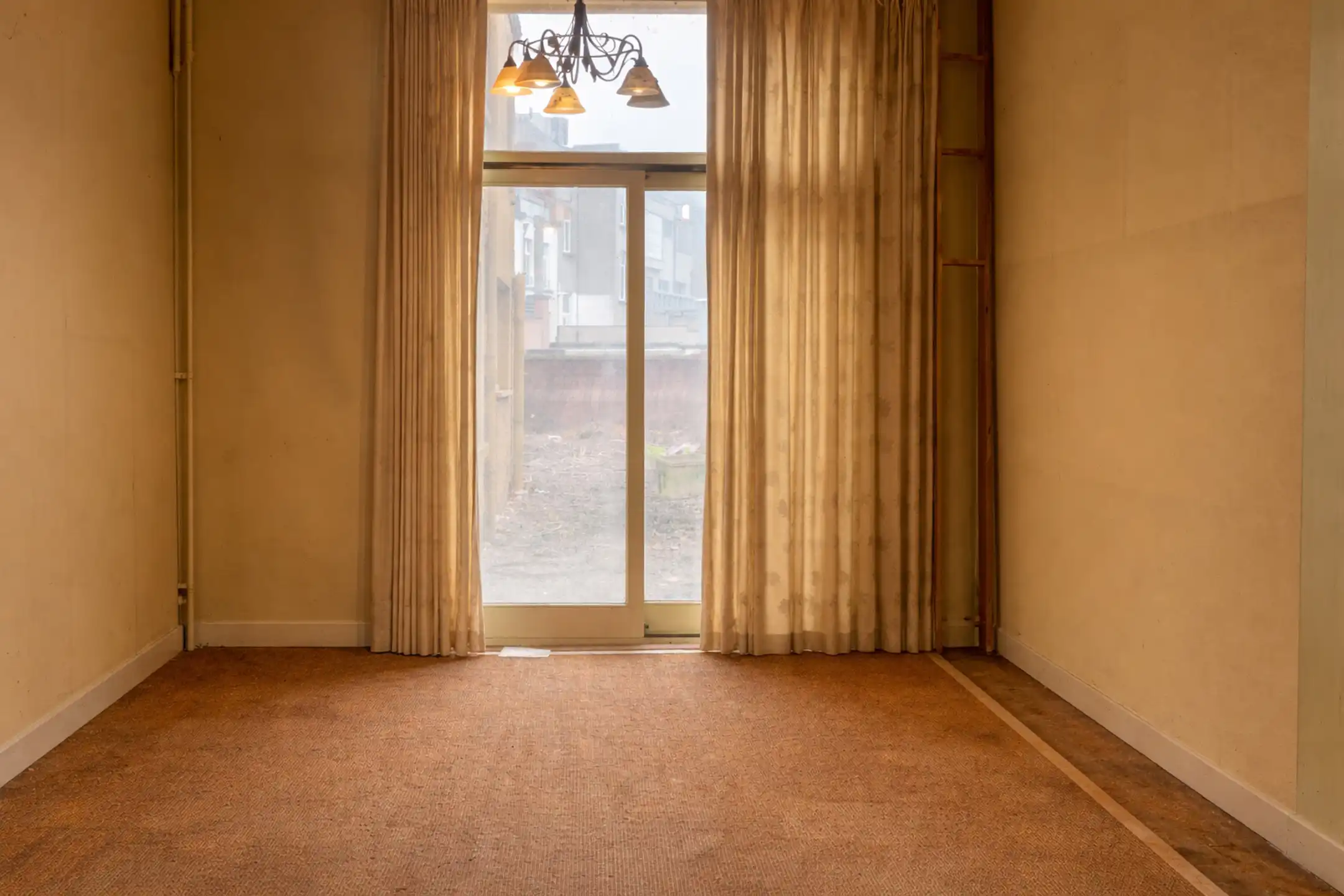 IN OPTIE!!! Ruime woning in hartje Gent foto 4