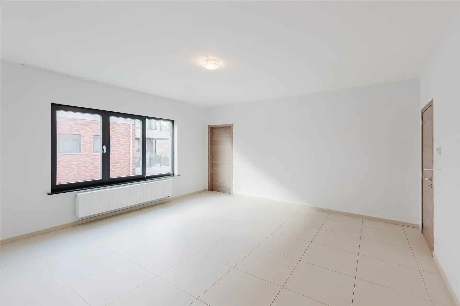 Building met 5 entiteiten en casco handelsruimte foto 7