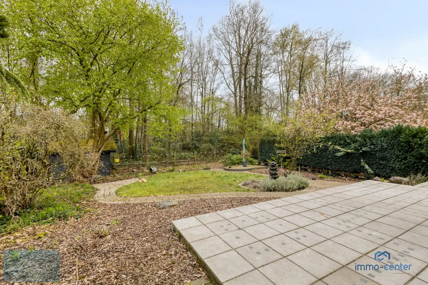 Ruime gezinswoning met tuin aan natuurgebied De Caetsweyers. foto 33