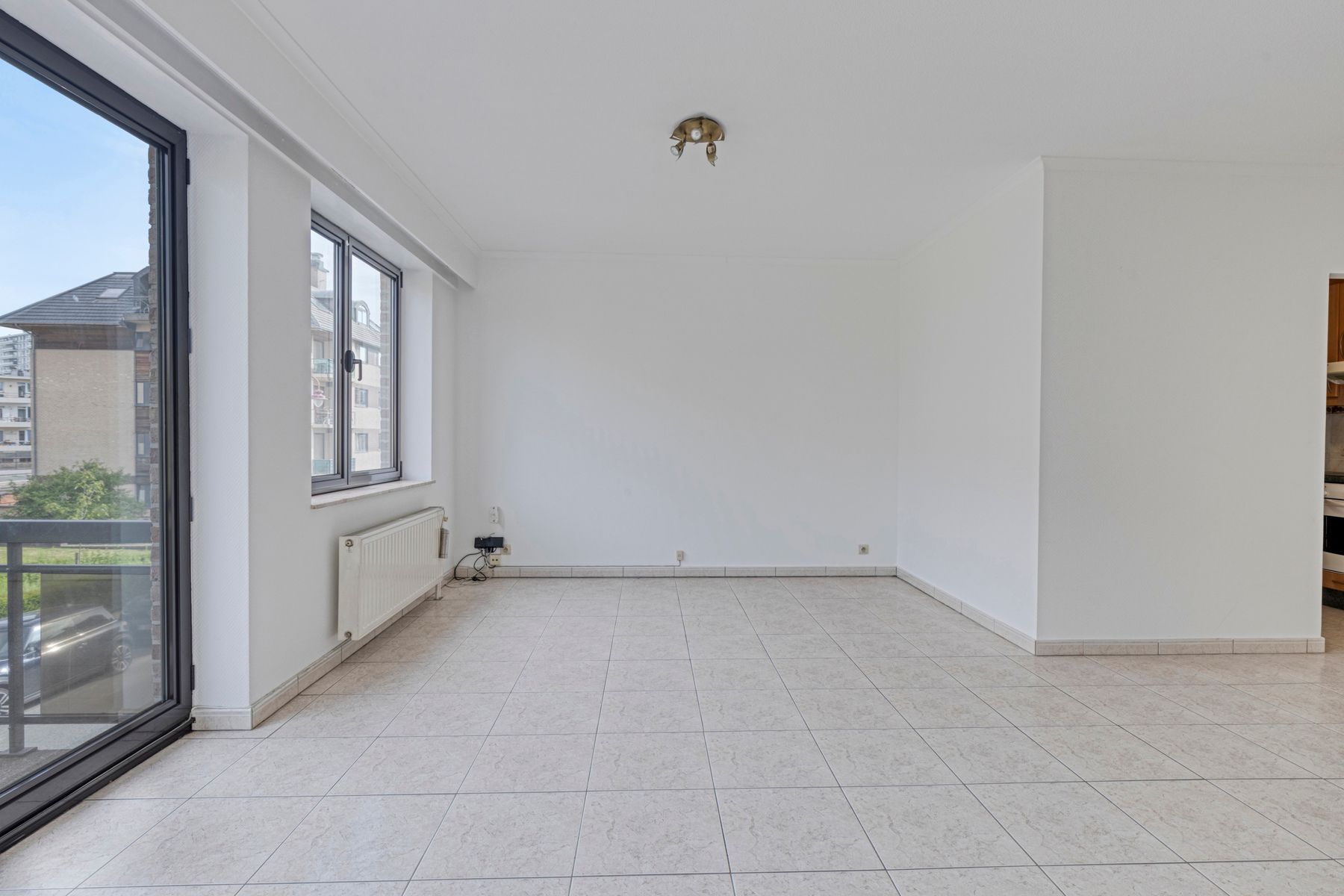 TOPPER! INSTAPKLAAR APPARTEMENT IN KLEINSCHALIG GEBOUW foto 8