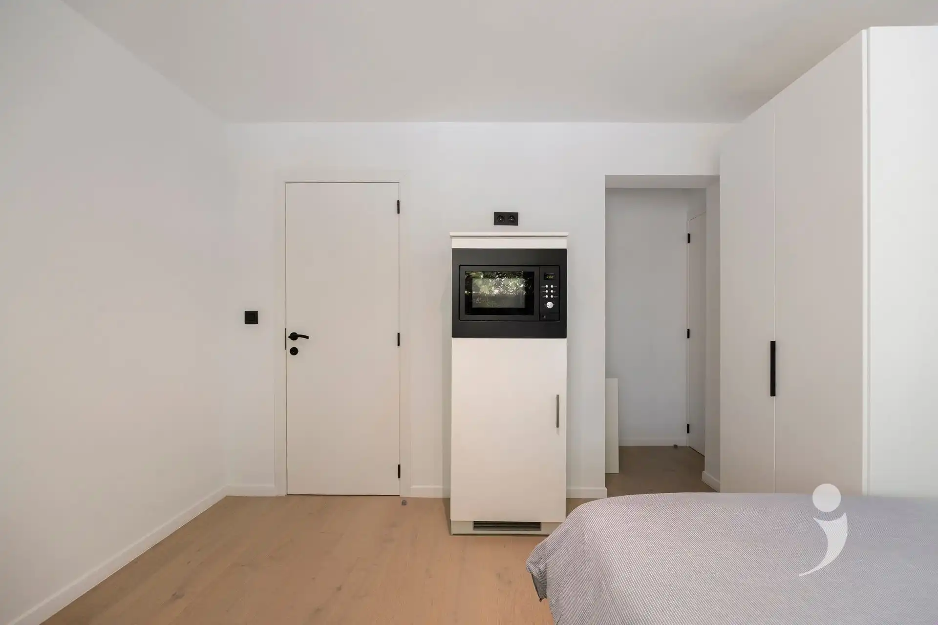 Gerenoveerde studentekamer met uniek zicht op het stadspark foto 4