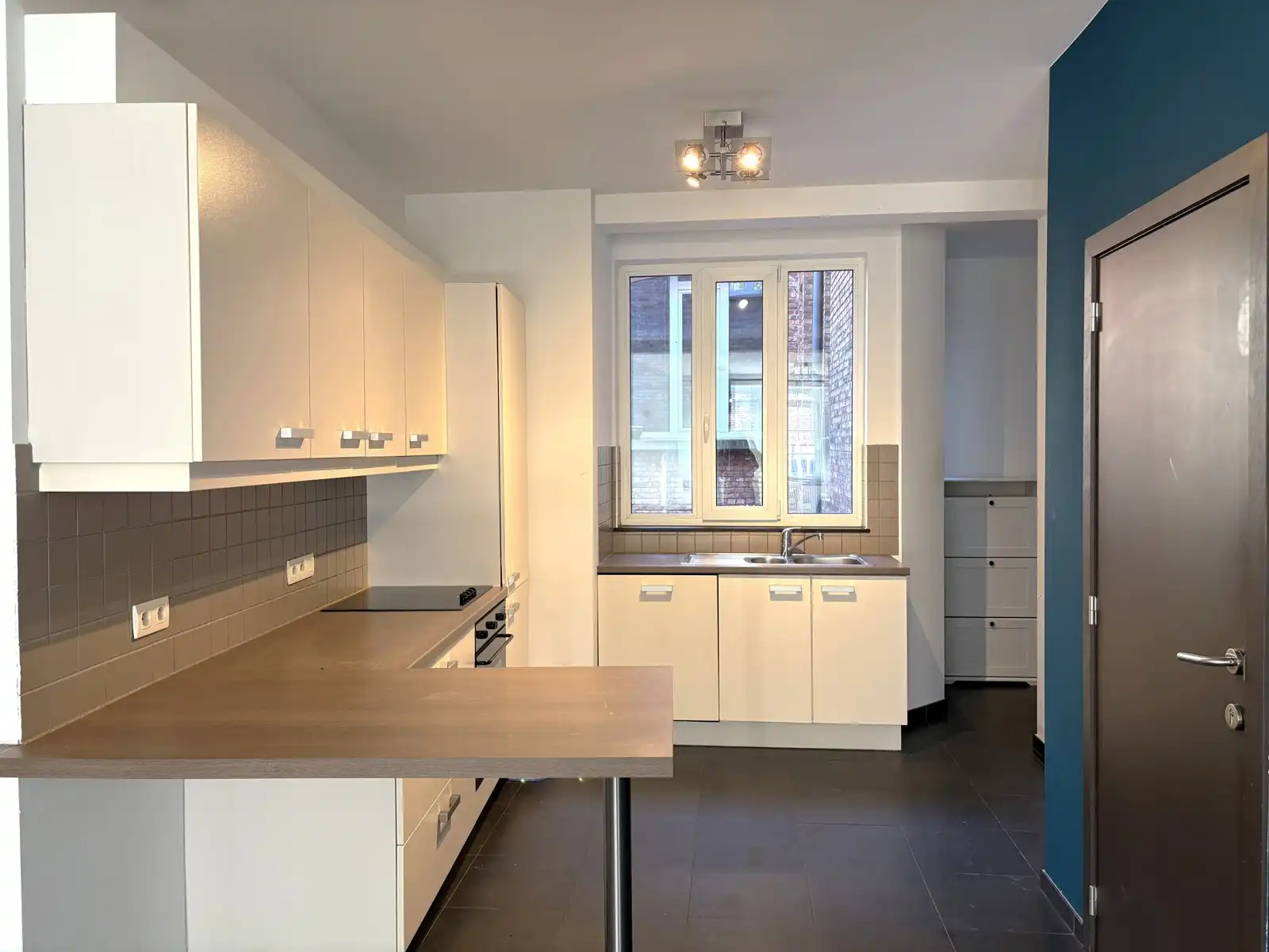 Ruim twee-slaapkamerappartement in centrum Leuven foto 5