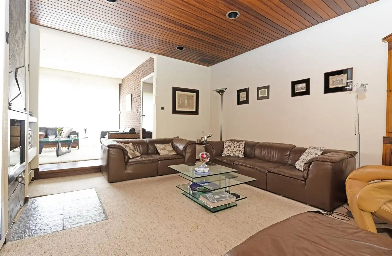 Te renoveren villa in de Mombeekdreef foto 7