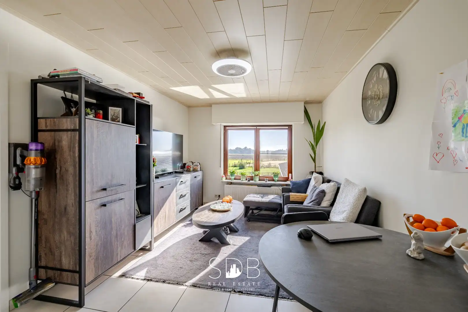 Hedendaagse woning met hippische accommodatie op 17.782m² foto 15