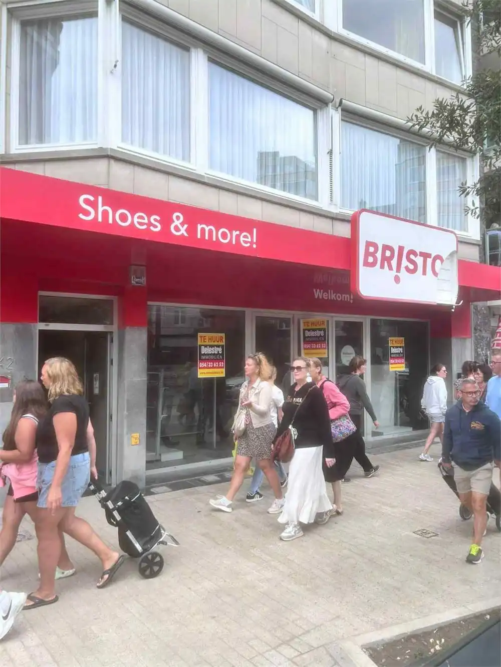 Commercieel gelijkvloers te huur – toplocatie in hartje De Panne foto 2