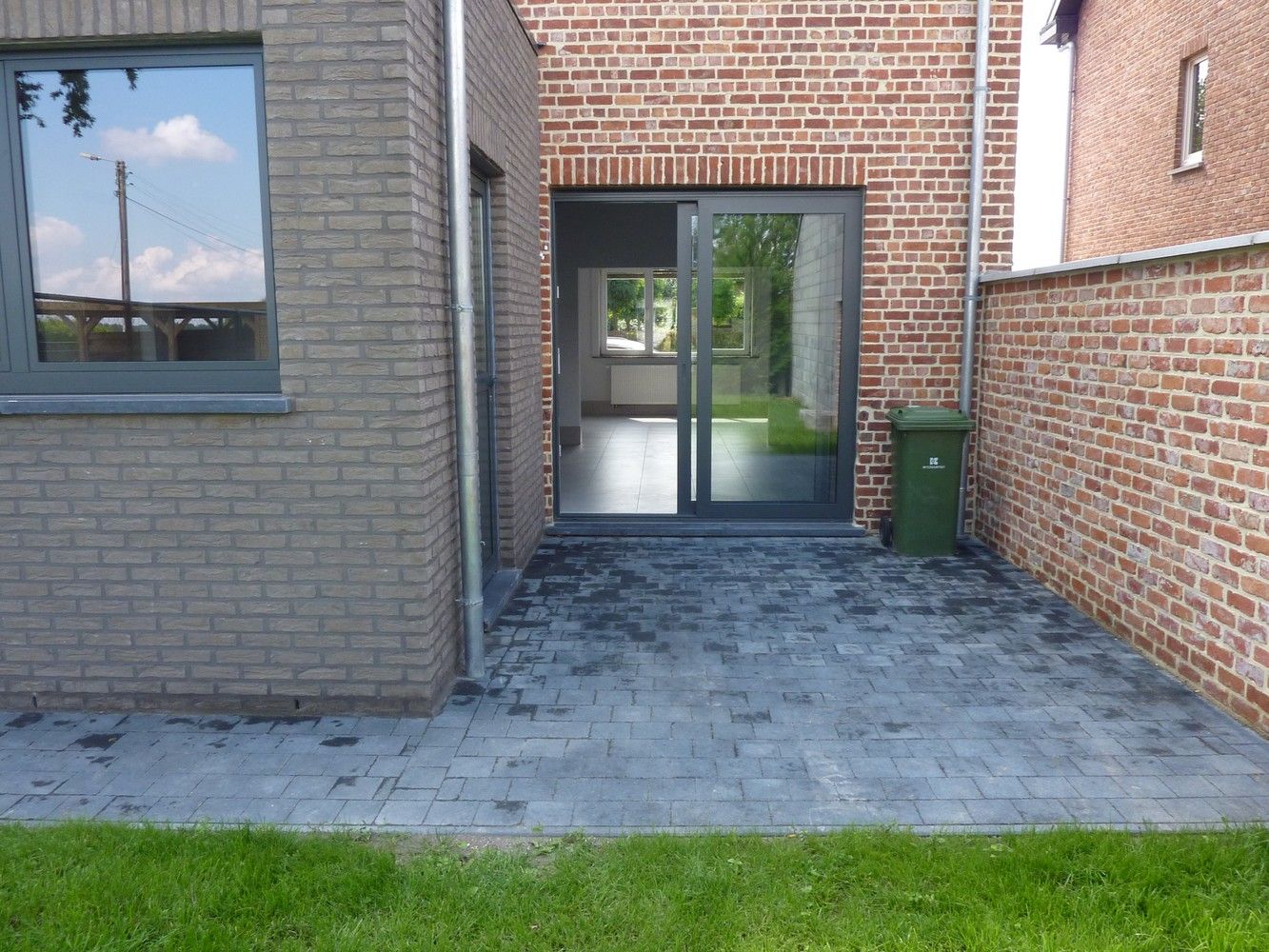 Te Huur: Woning met 2 Slaapkamers! foto 3