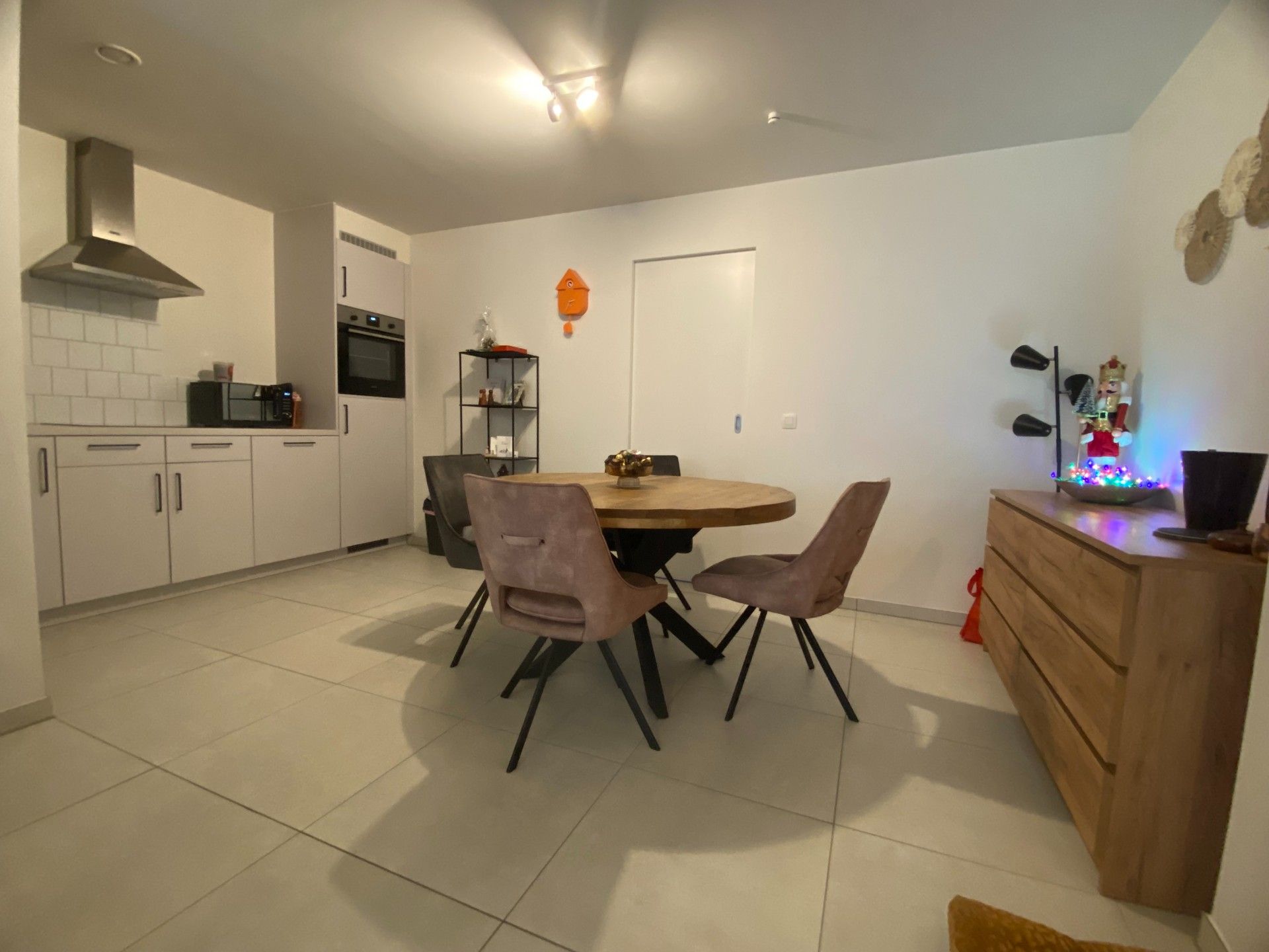 Prachtig gelijkvloers 1-slaapkamer appartement in hartje Bilzen. foto 5