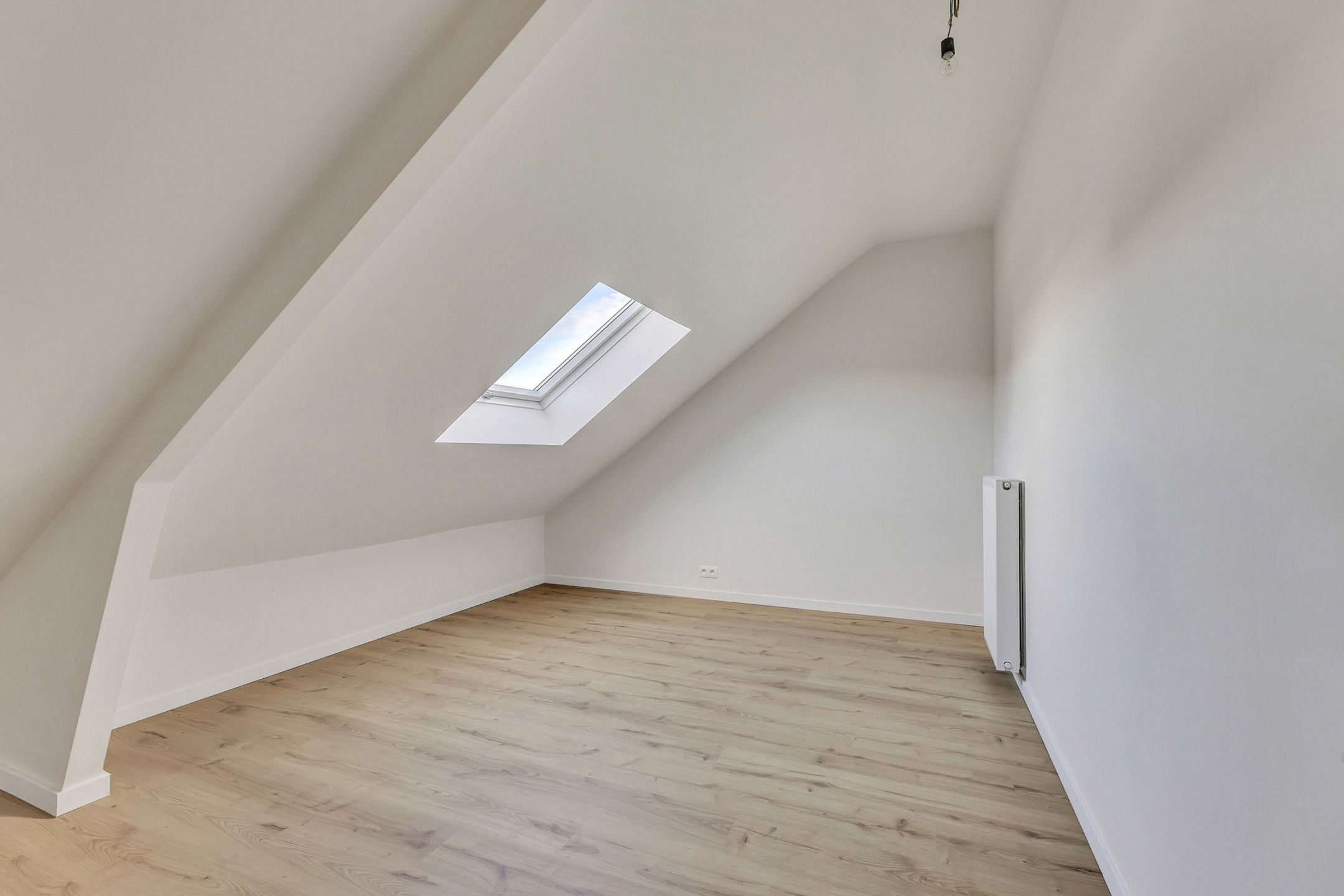 Volledig gerenoveerde woning met 4 slpks en tuin foto 20