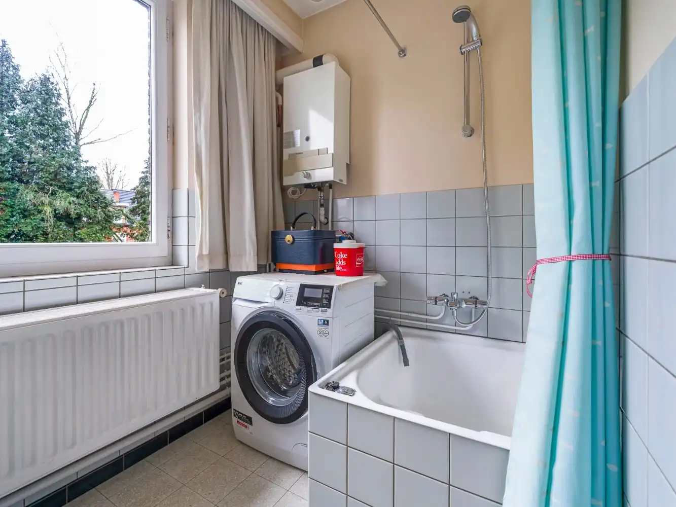 Licht op te frissen woning met 3 slpk. en tuin foto 17