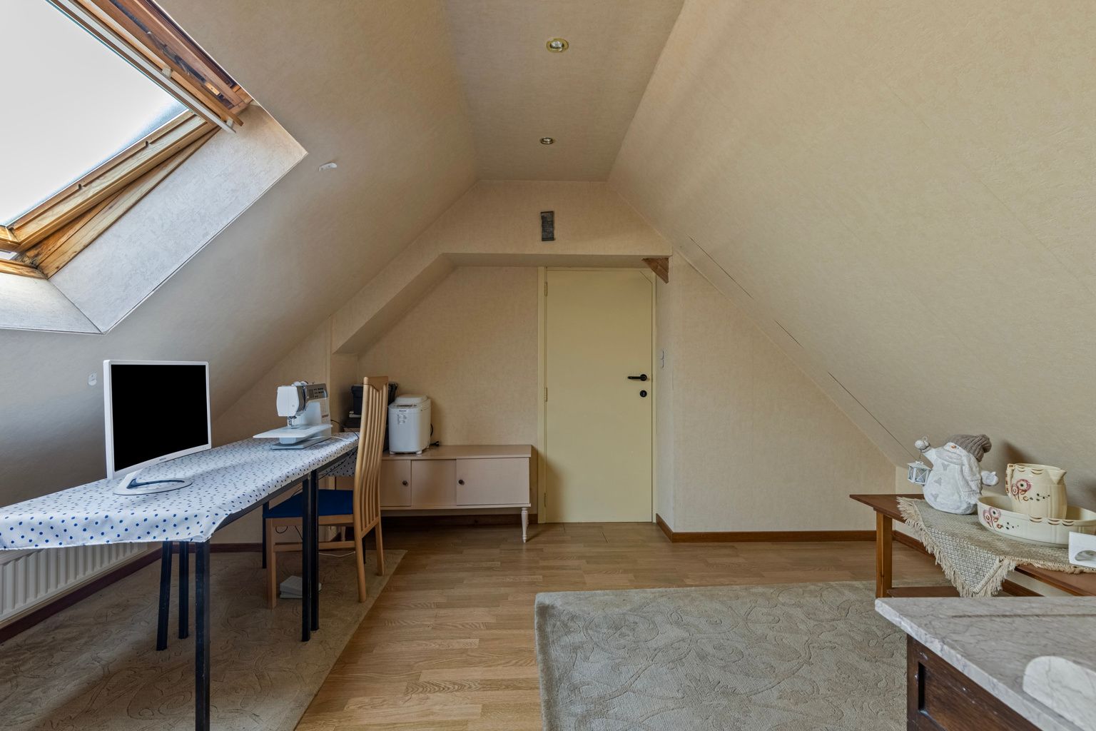 immo DAVID stelt voor: instapklare 4-gevel woning foto 11
