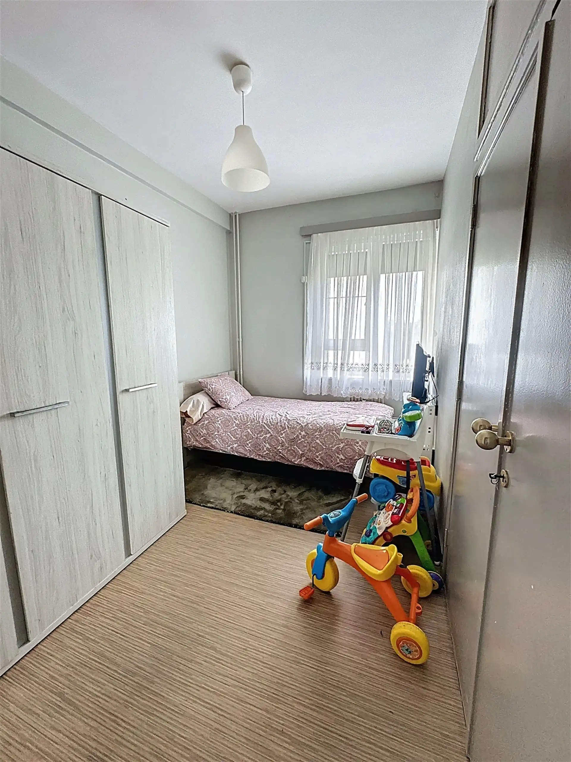 Appartement met 3 slaapkamers te koop in Borgerhout ! foto 9