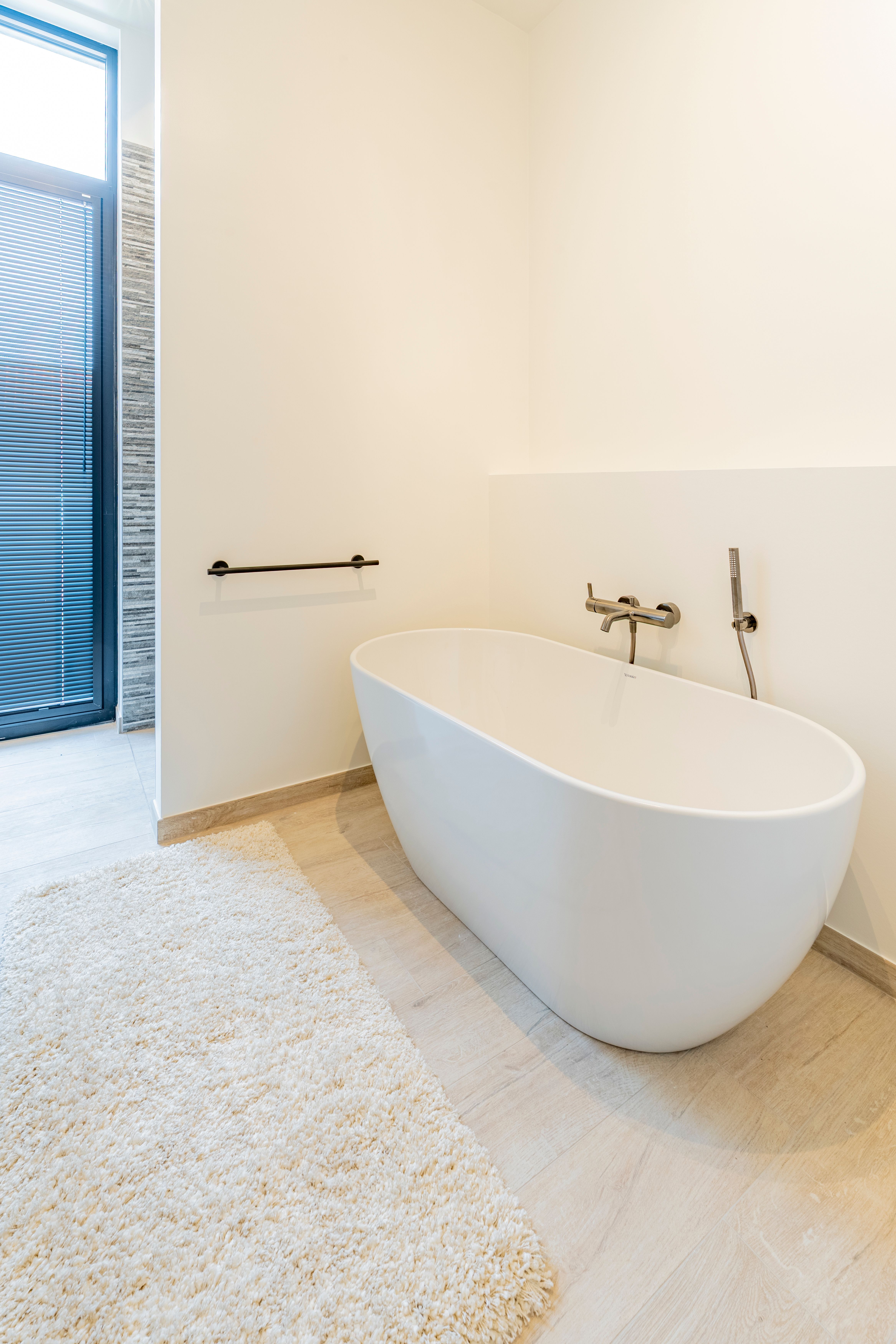 Uitzonderlijk duplexappartement te Oosteeklo foto 13