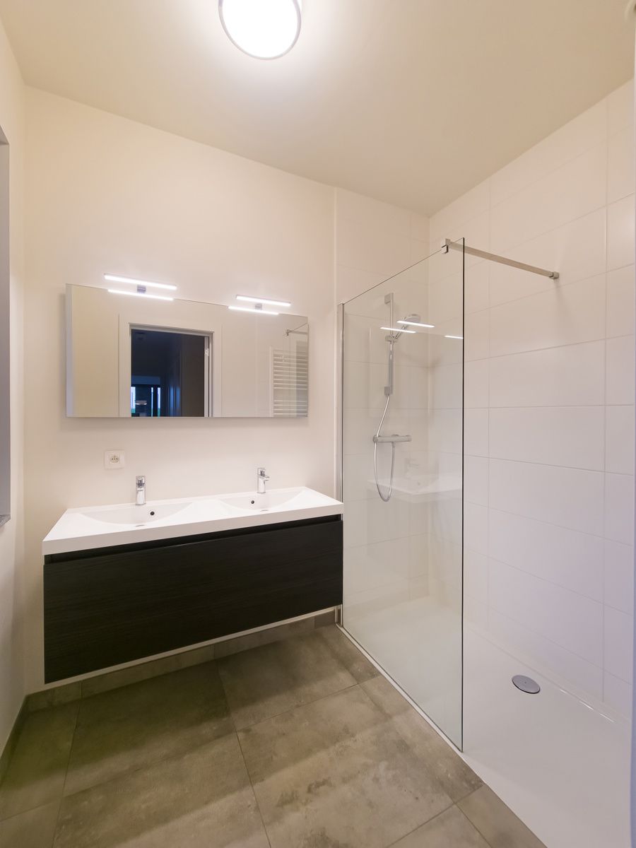 Prachtige 2 slaapkamers appartement met parkzicht foto 9