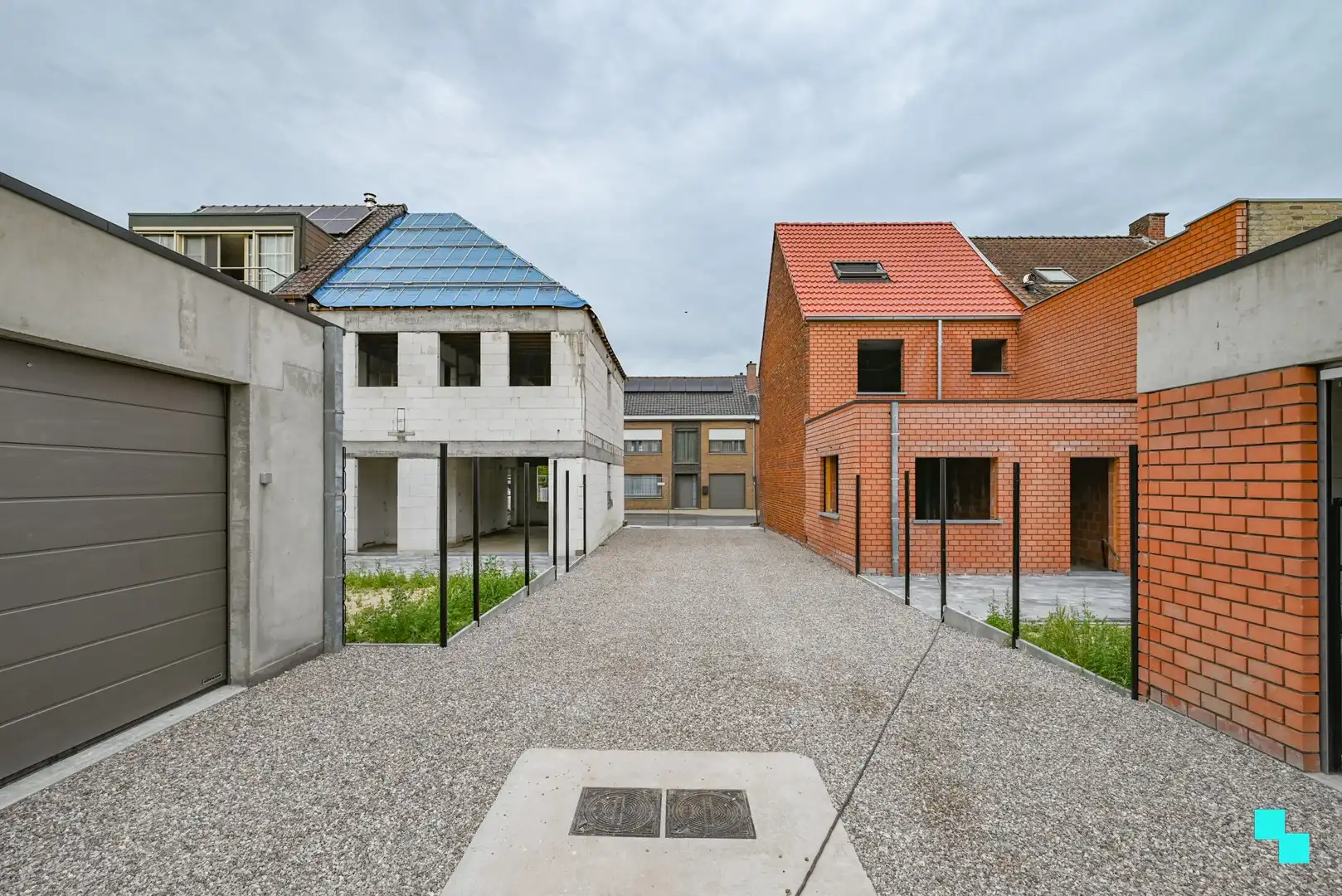 Garageboxen op centrale ligging in Izegem foto 6