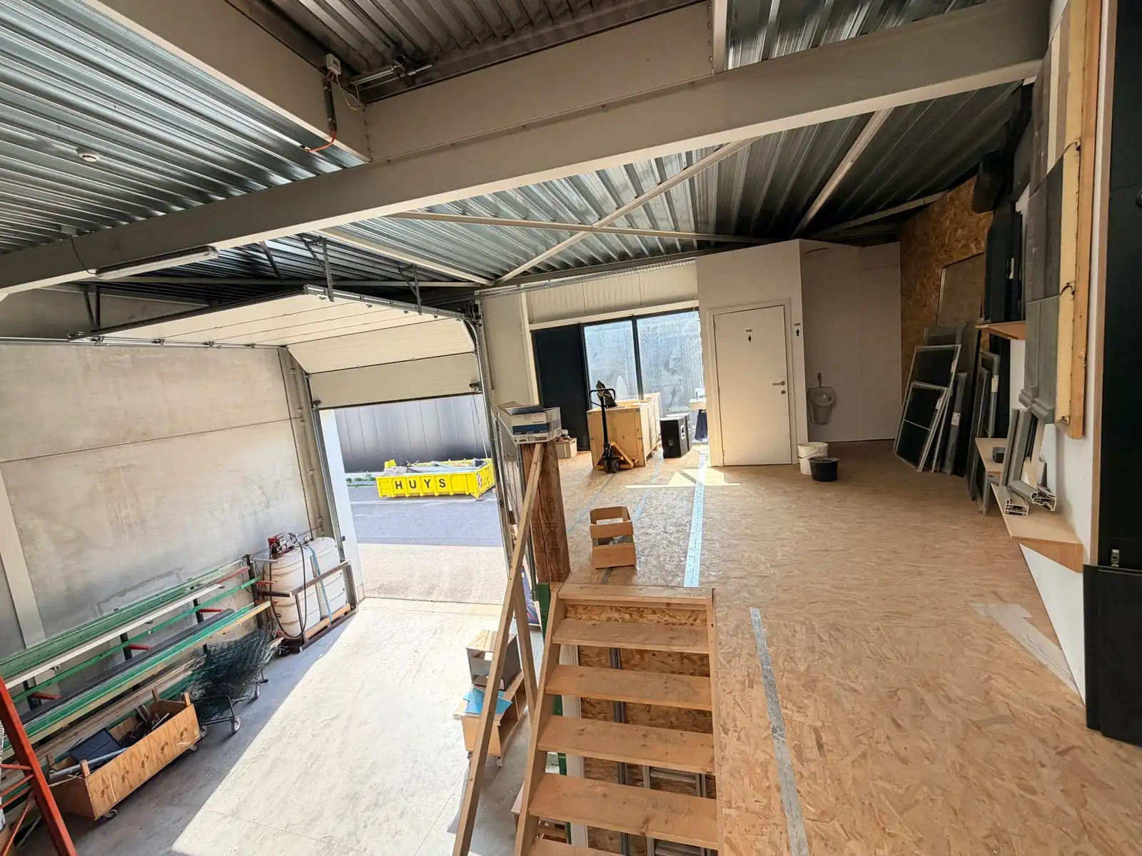 KMO Unit van 375m²+2pp foto 10