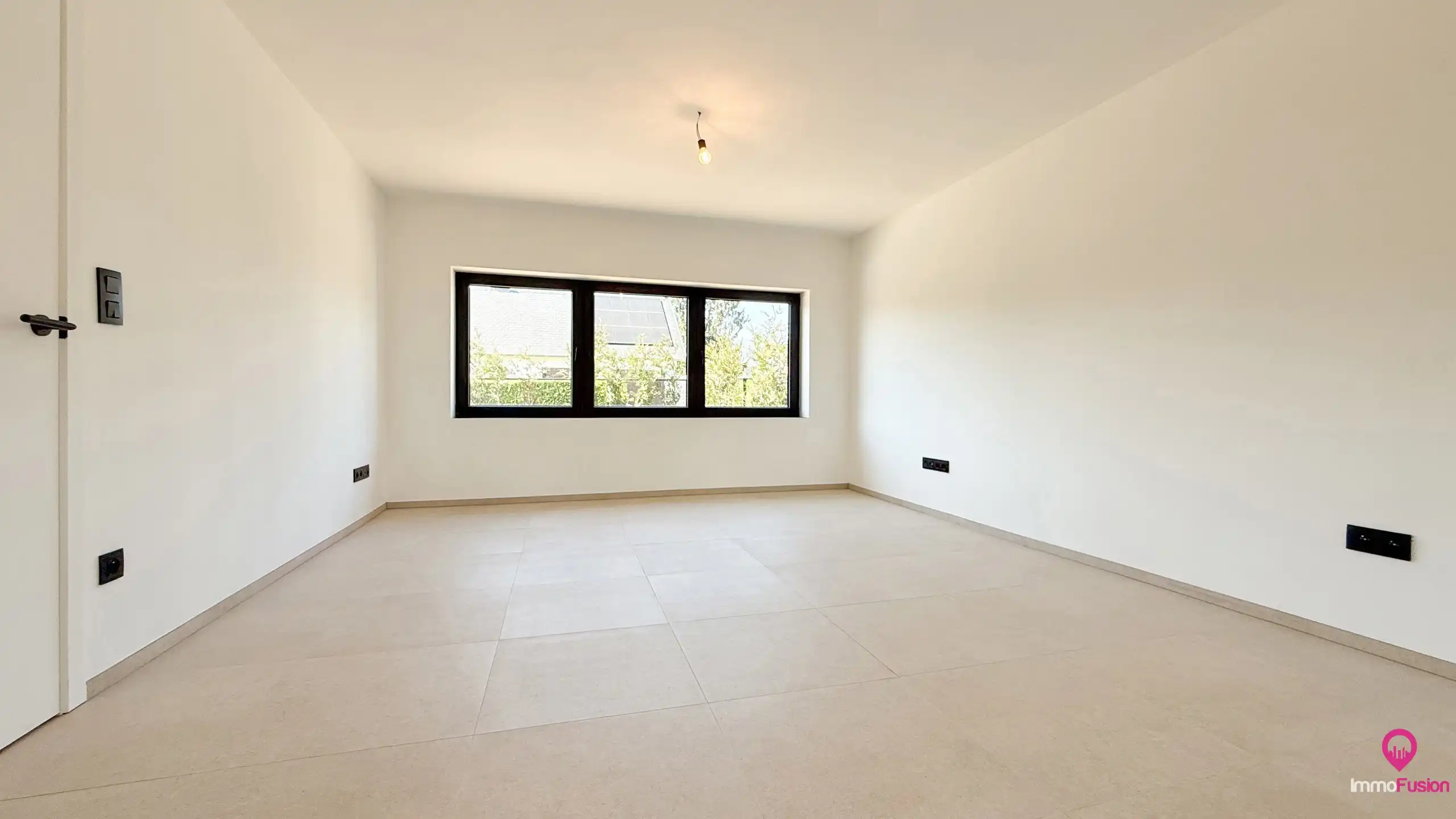 Totaalgerenoveerde, instapklare woning met 3 slpks te Zolder foto 6