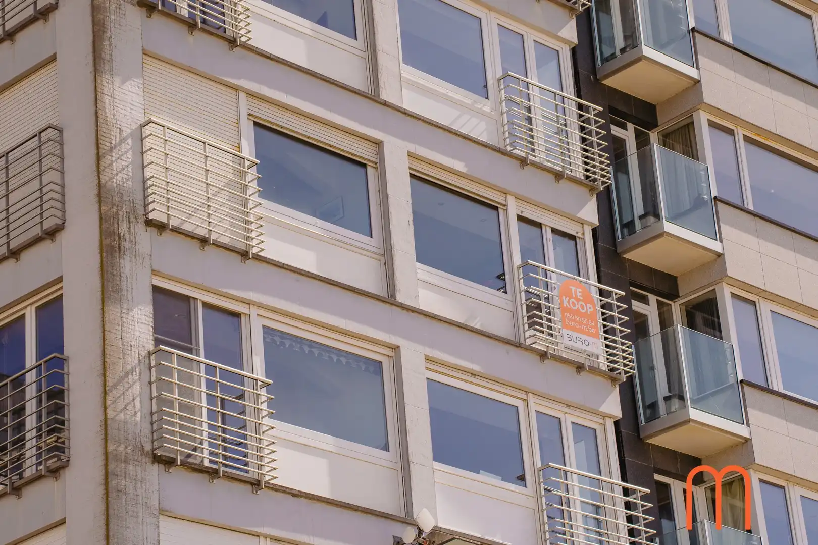 Appartement te koop op de Zeedijk in Mariakerke (Oostende) met frontaal zeezicht foto 14