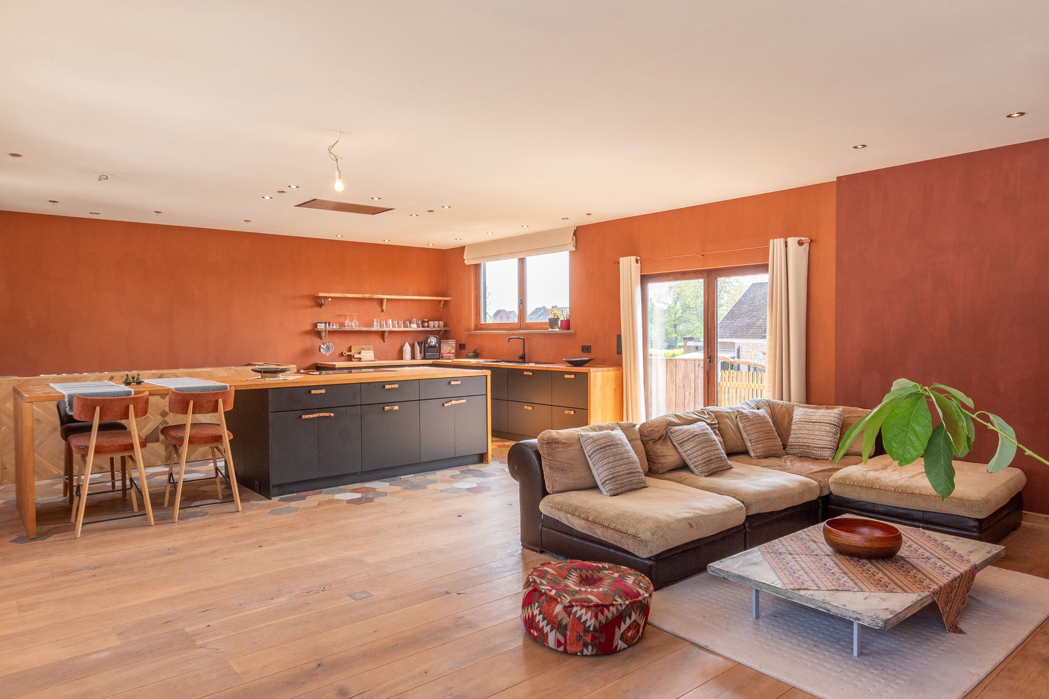 Meesterwoning met zorgflat, loft, burelen en opslag foto 68