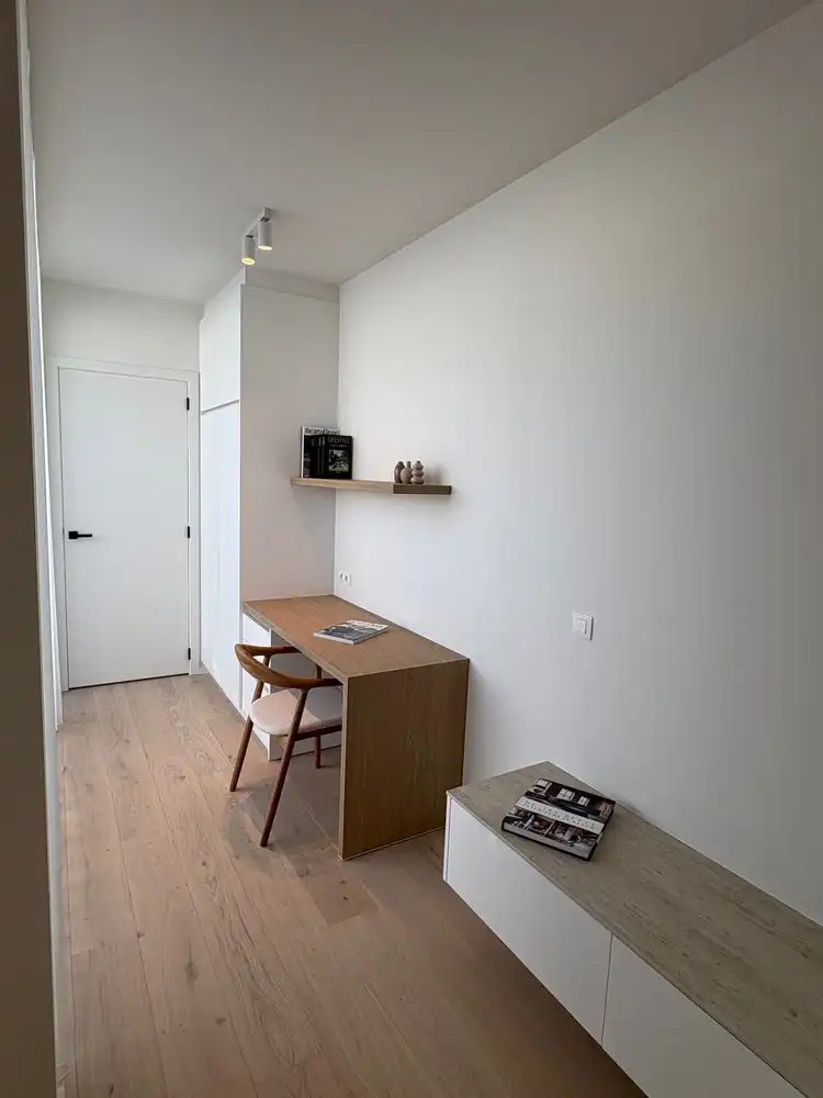 Mooi nieuwbouwappartement met 2 slk en 2 badkamers foto 8
