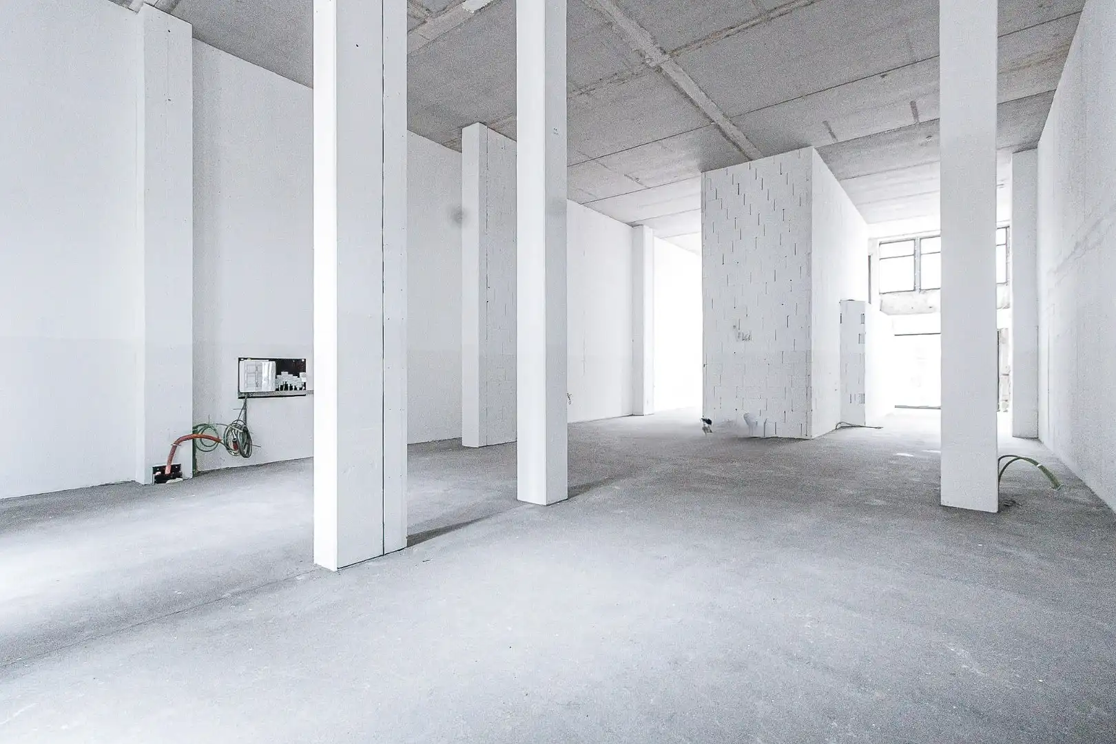 Prachtige winkel Lippenslaan 217 te huur (minimum 50% verplichting horeca of voeding) foto 6