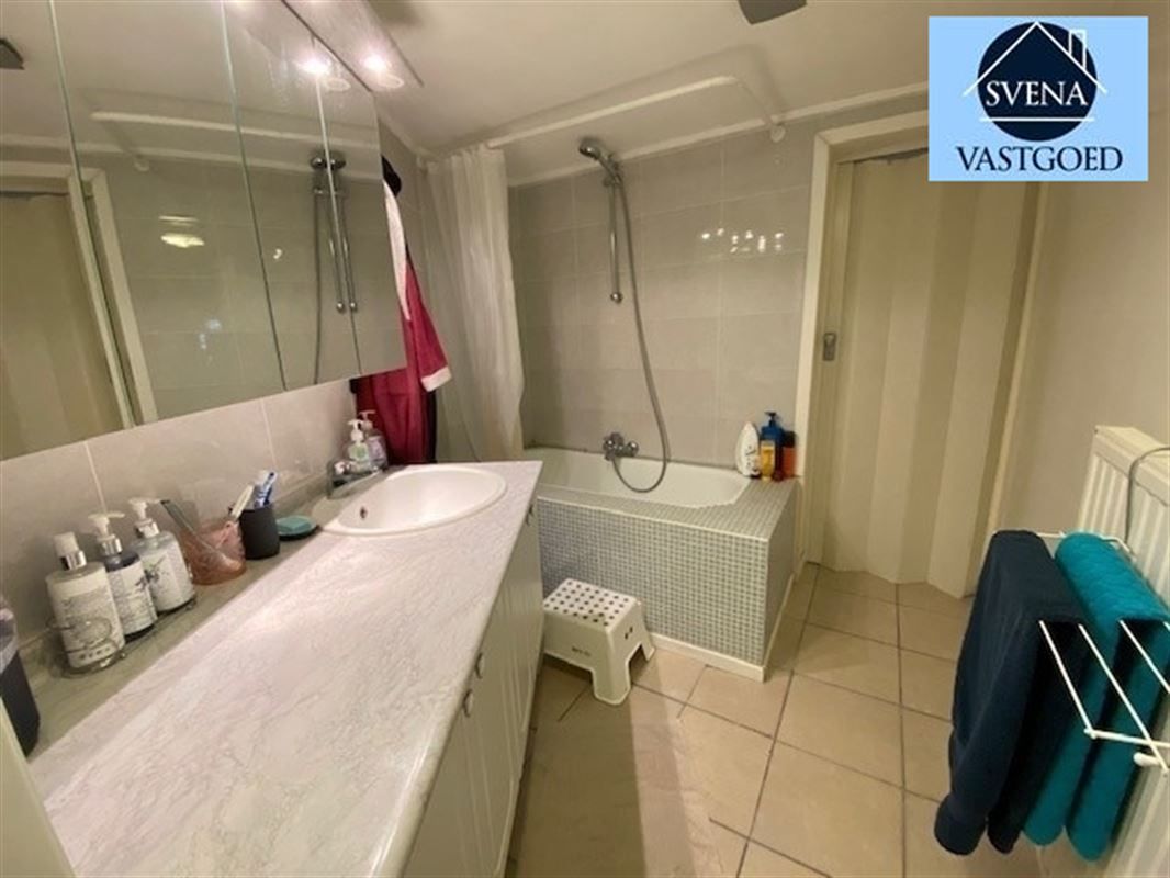 ZEER LEUKE INSTAPKLARE HOEKWONING MET TUINTJE foto 8