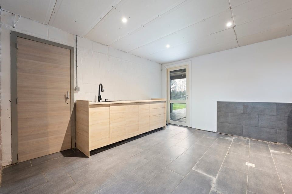 UITZONDERLIJKE OPEN BEBOUWING MET VEEL RUIMTE EN LICHT, OOK GESCHIKT ALS KANGEROEWONING foto 14