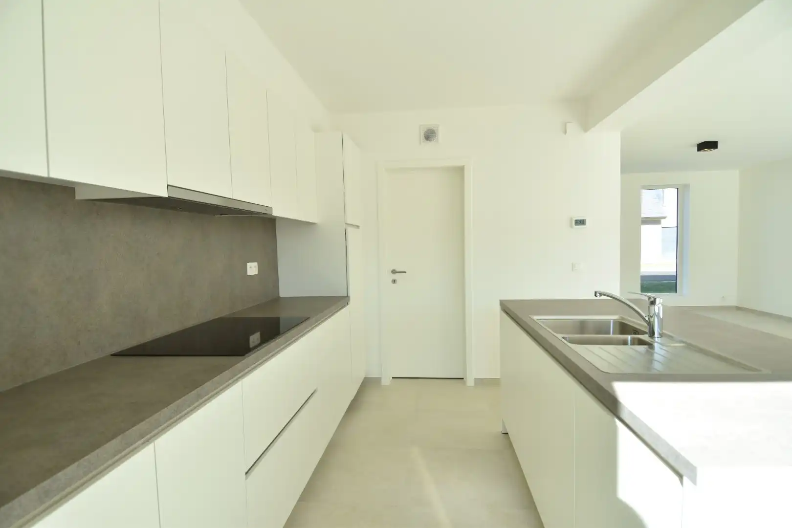 Instapklare woning met tuin, garage en 3 slaapkamers in Kuurne  foto 7
