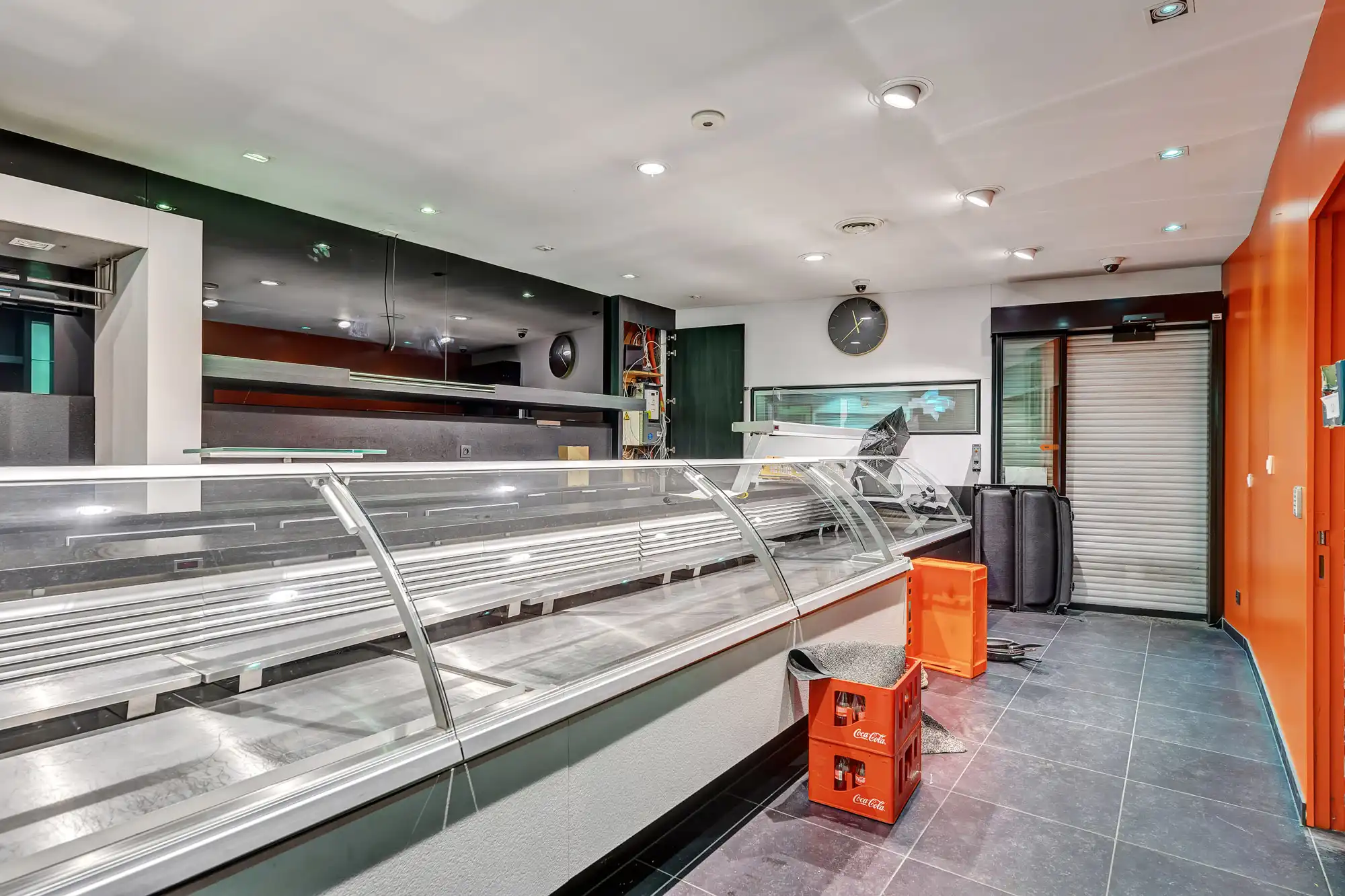 Handelswoning op goede ligging foto 9