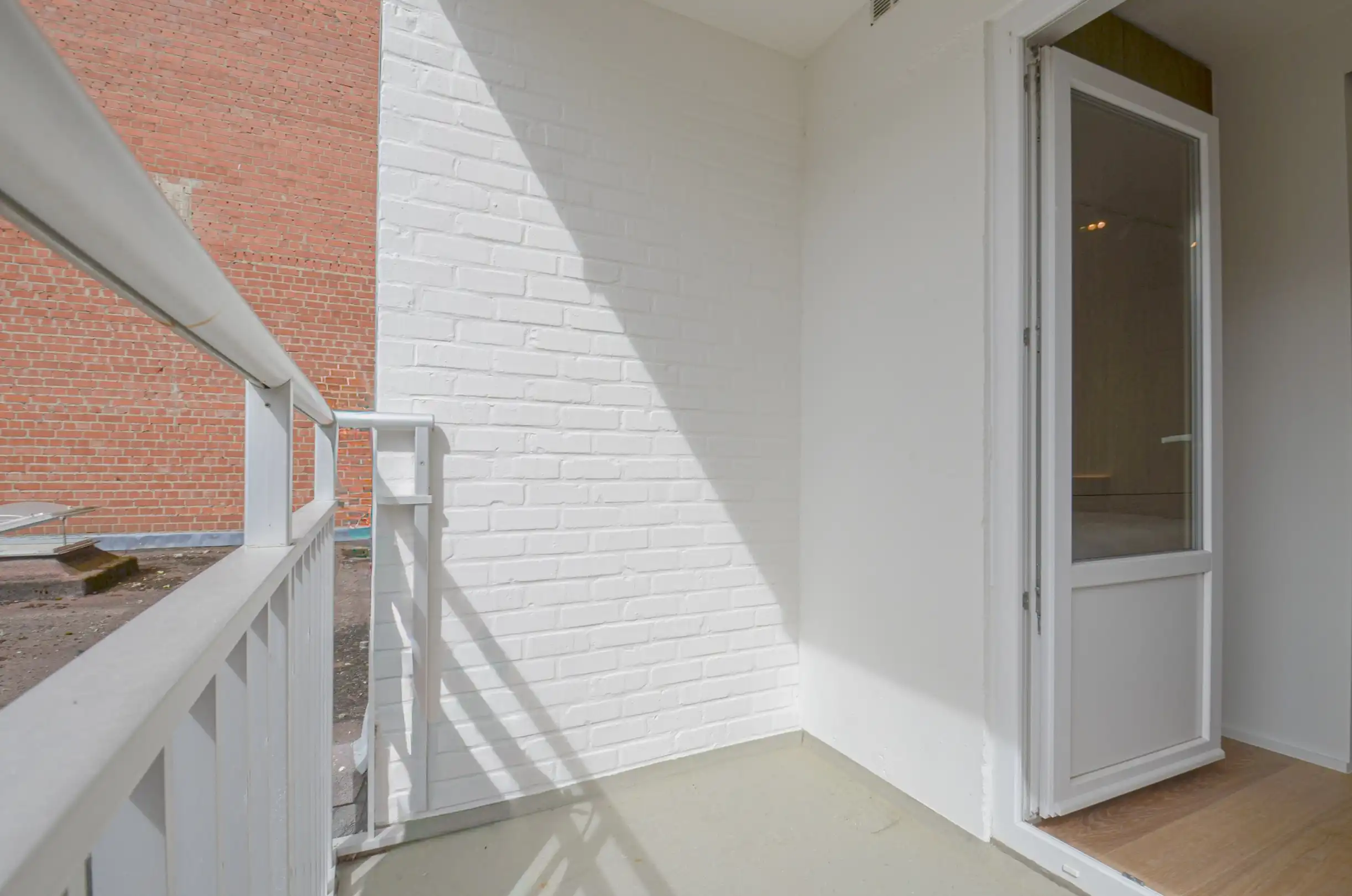 Subliem gerenoveerd appartement met frontaal zeezicht en een tijdloze, uiterst verfijnde afwerking. foto 15