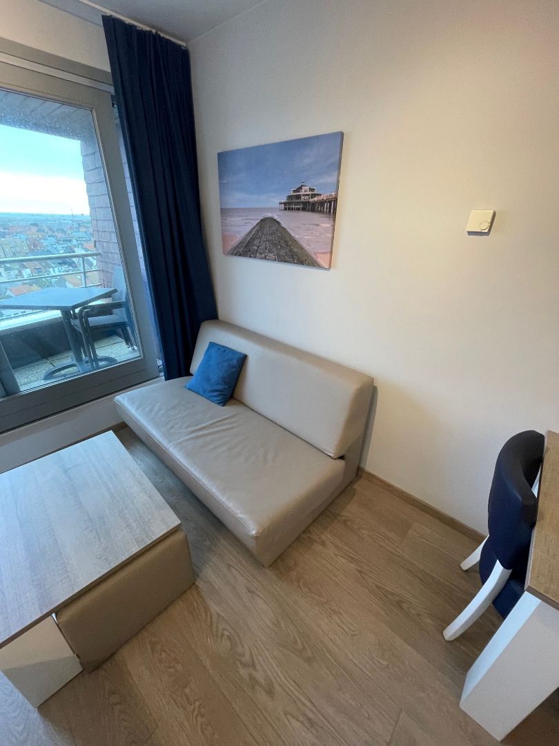 Prachtige suite op 10m van de zee te Blankenberge! foto 2