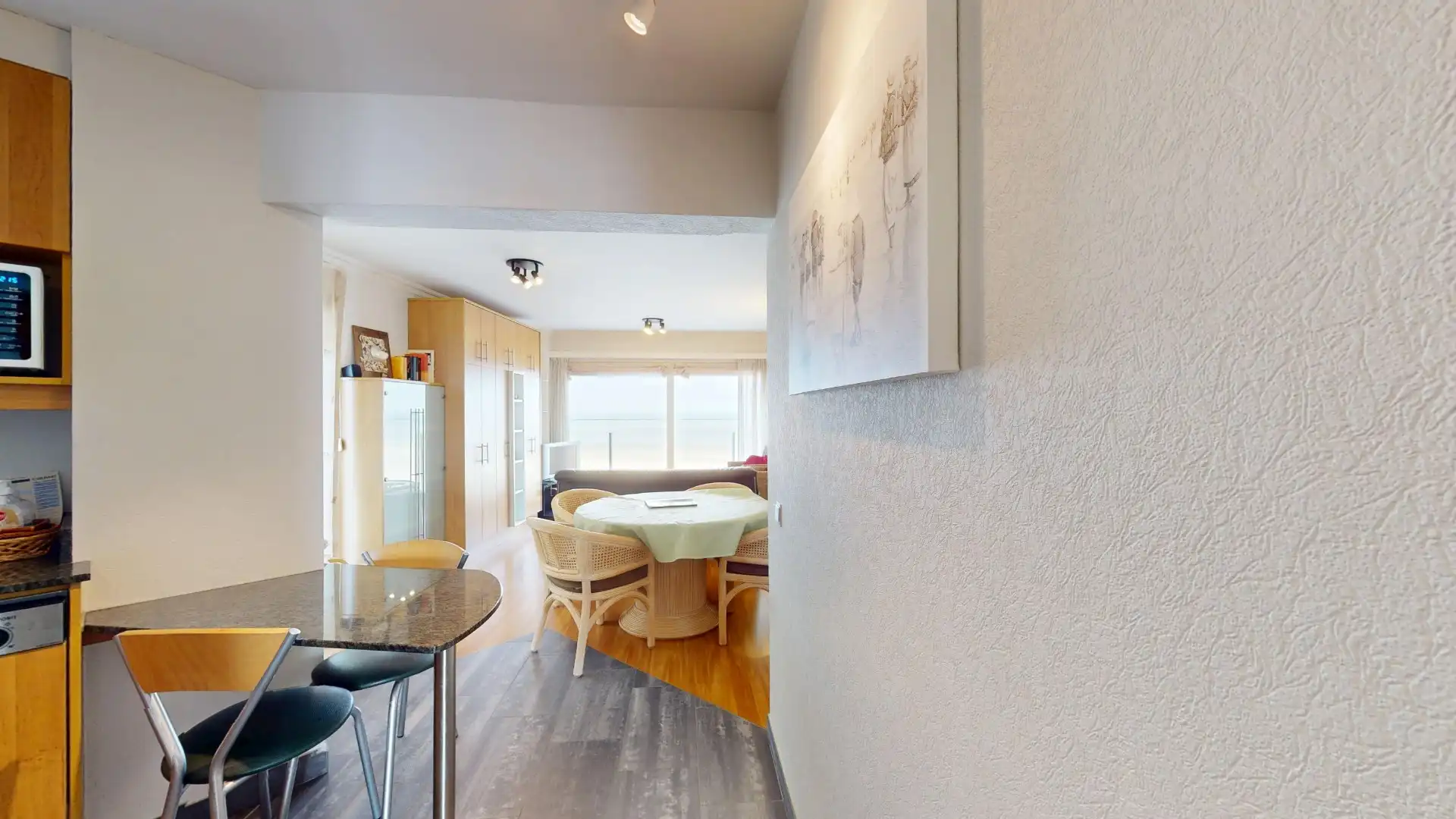 Mooi hoekappartement met frontaal zeezicht op de zeedijk in Heist foto 11