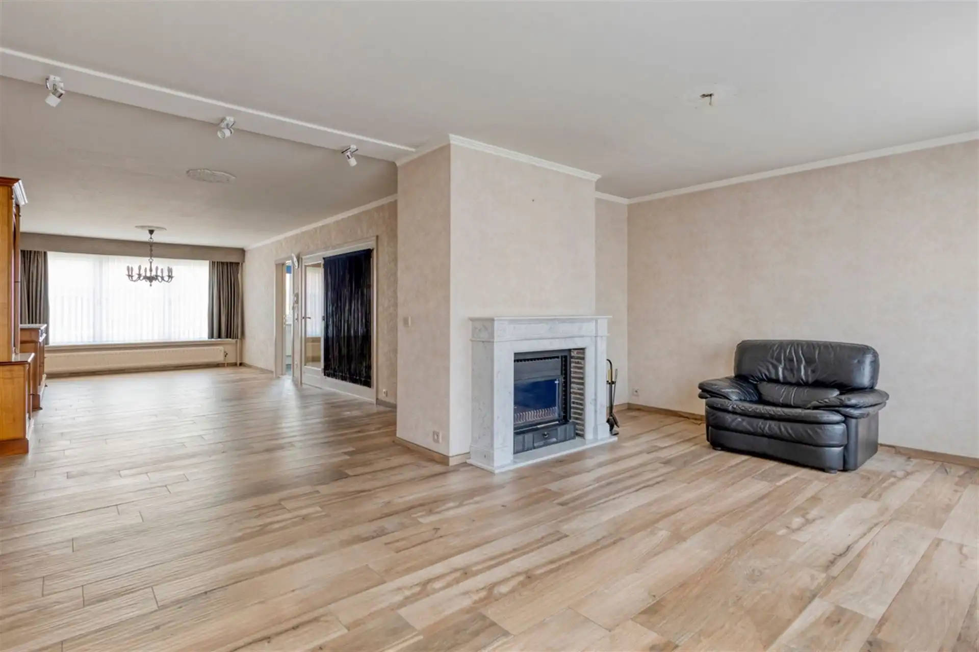 Ruime, instapklare woning met 4 slpks en lage EPC score! foto 3