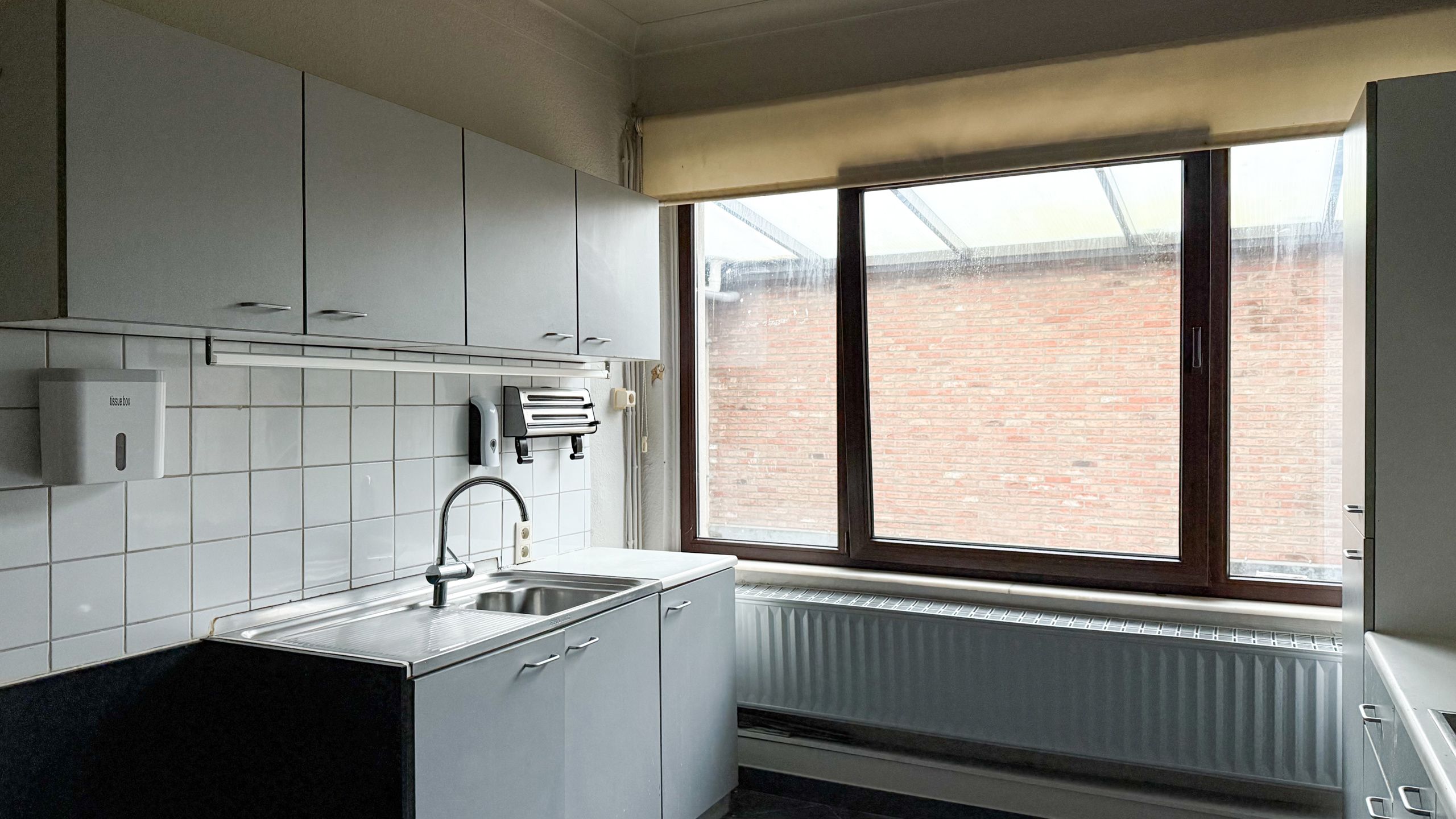 Handelspand met ingerichte bakkerij & appartement Wellen foto 11