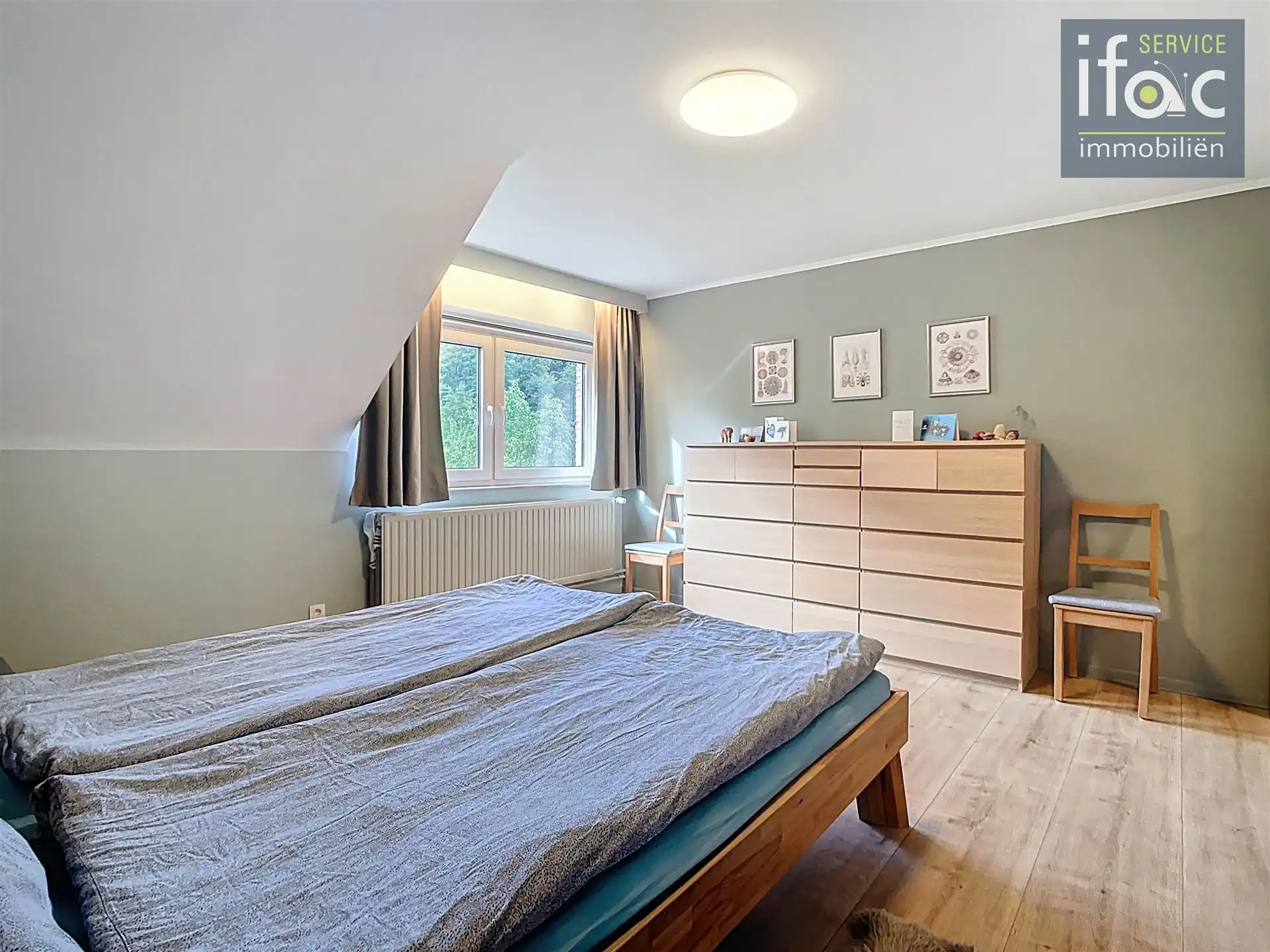 Fantastische villa met 3 slpk en bijbouw in tuin foto 18