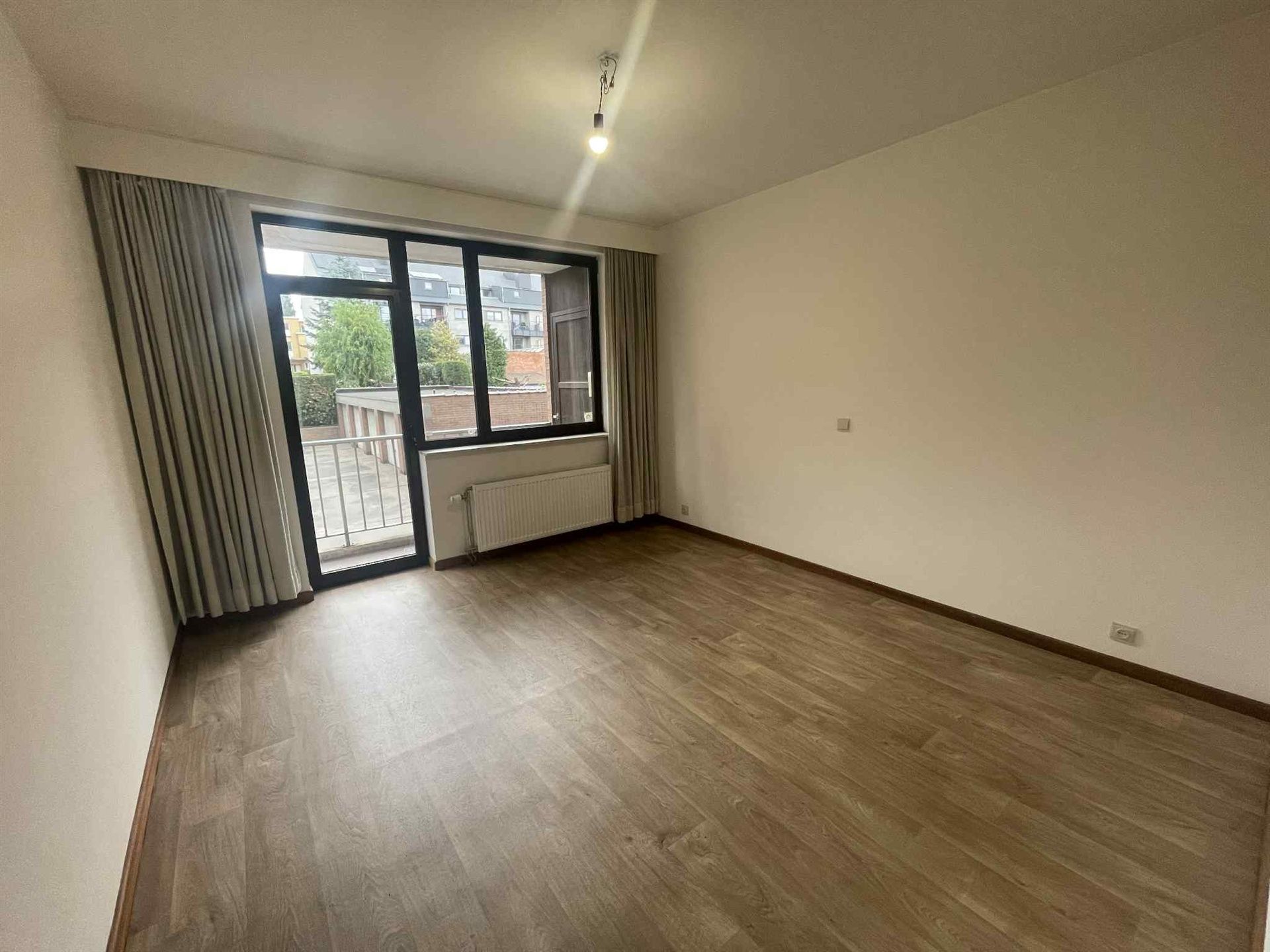 Appartement met 3 ruime kamers en garage foto 8
