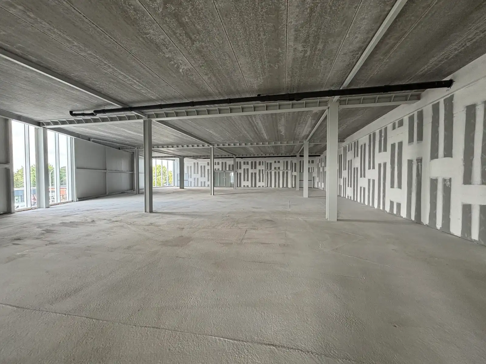 950 m² casco handelspand naast Action en Jumbo Tienen foto 6
