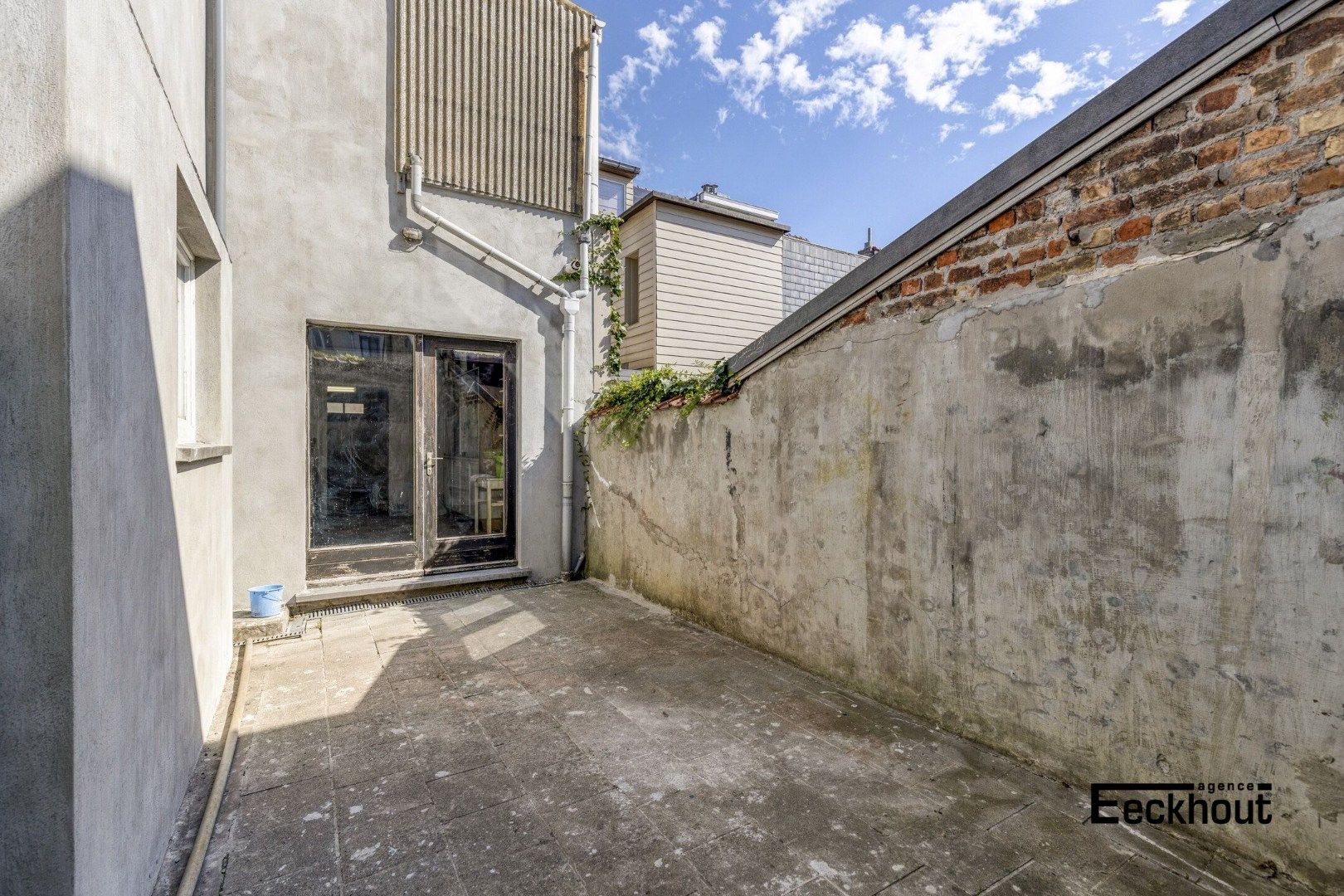 Zeer ruime woning met veel potentieel! foto 22