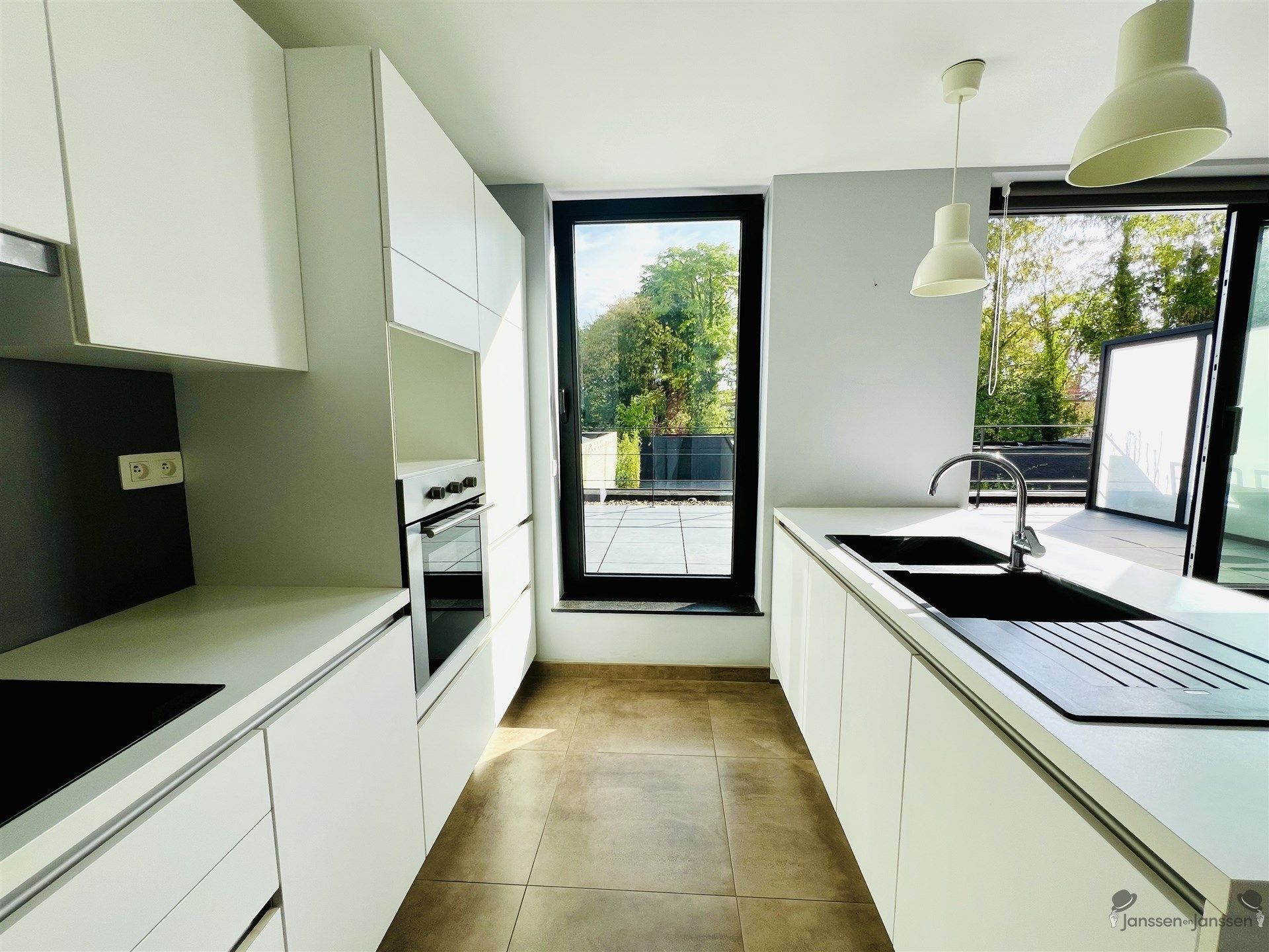 recent instapklaar1 slpk appartement met ruim terras foto 12